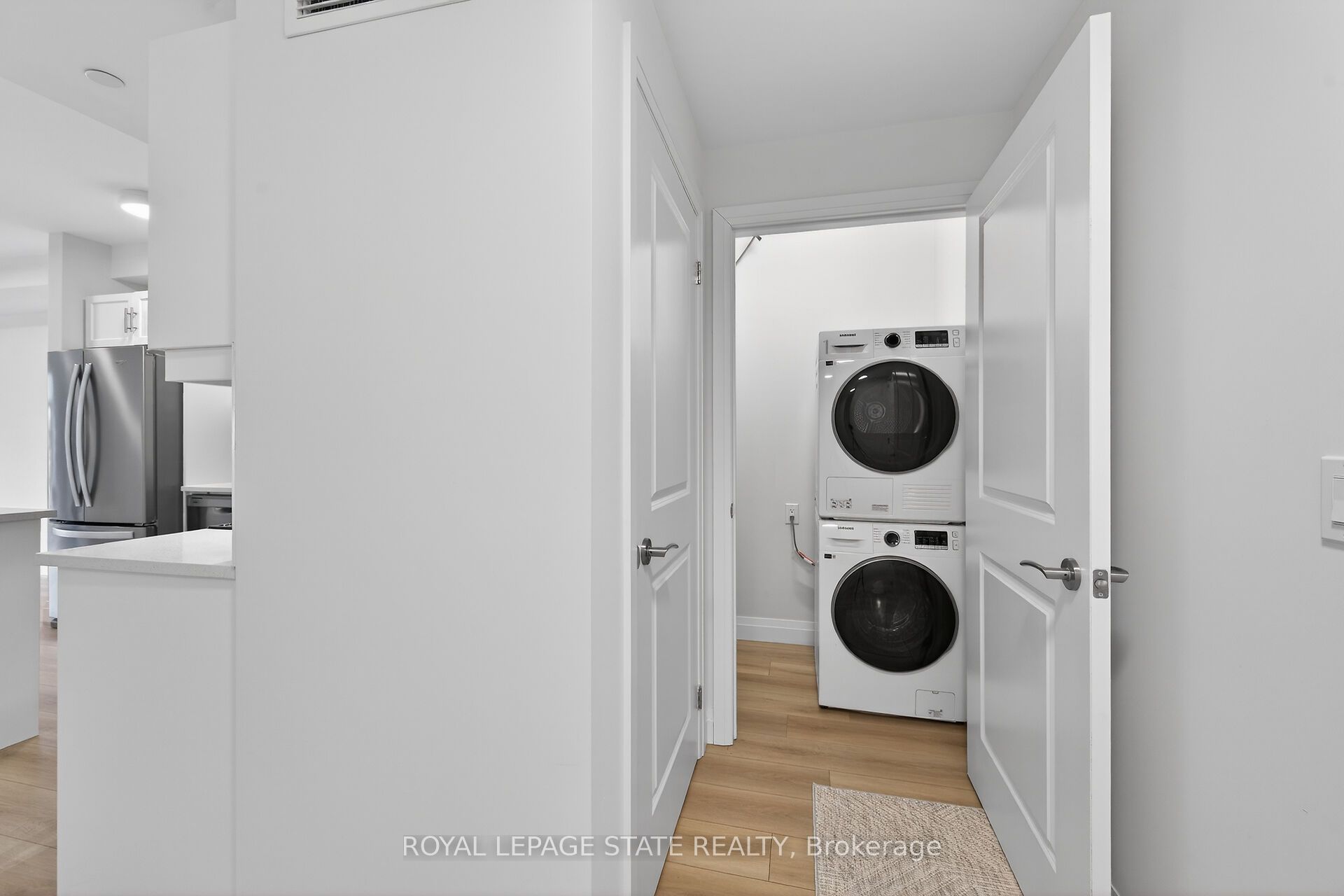 153 Wilson Street W 310, Hamilton, ON L9G 1N4 photo 3