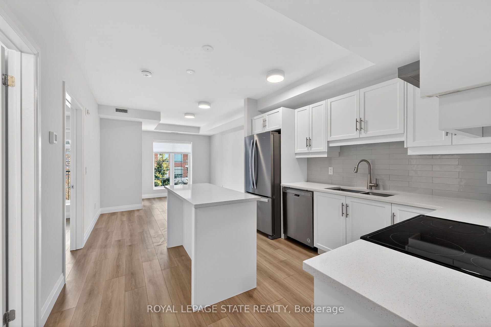 153 Wilson Street W 310, Hamilton, ON L9G 1N4 photo 4