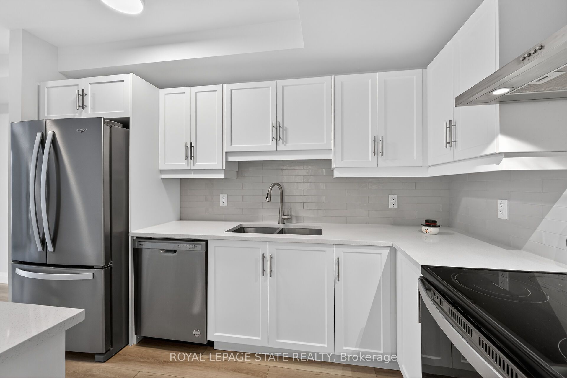 153 Wilson Street W 310, Hamilton, ON L9G 1N4 photo 5