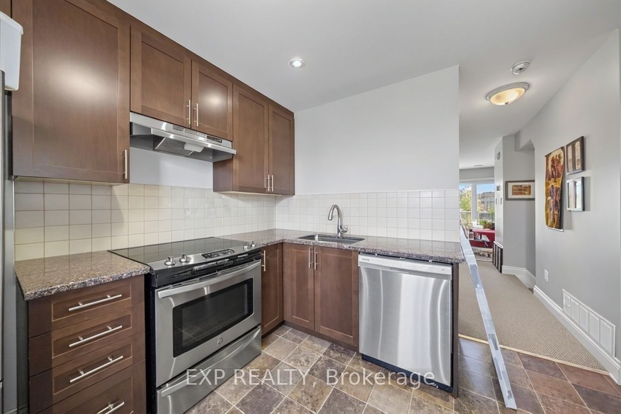 290 Espin Heights, Barrhaven, ON K2J 0Y8 photo 5