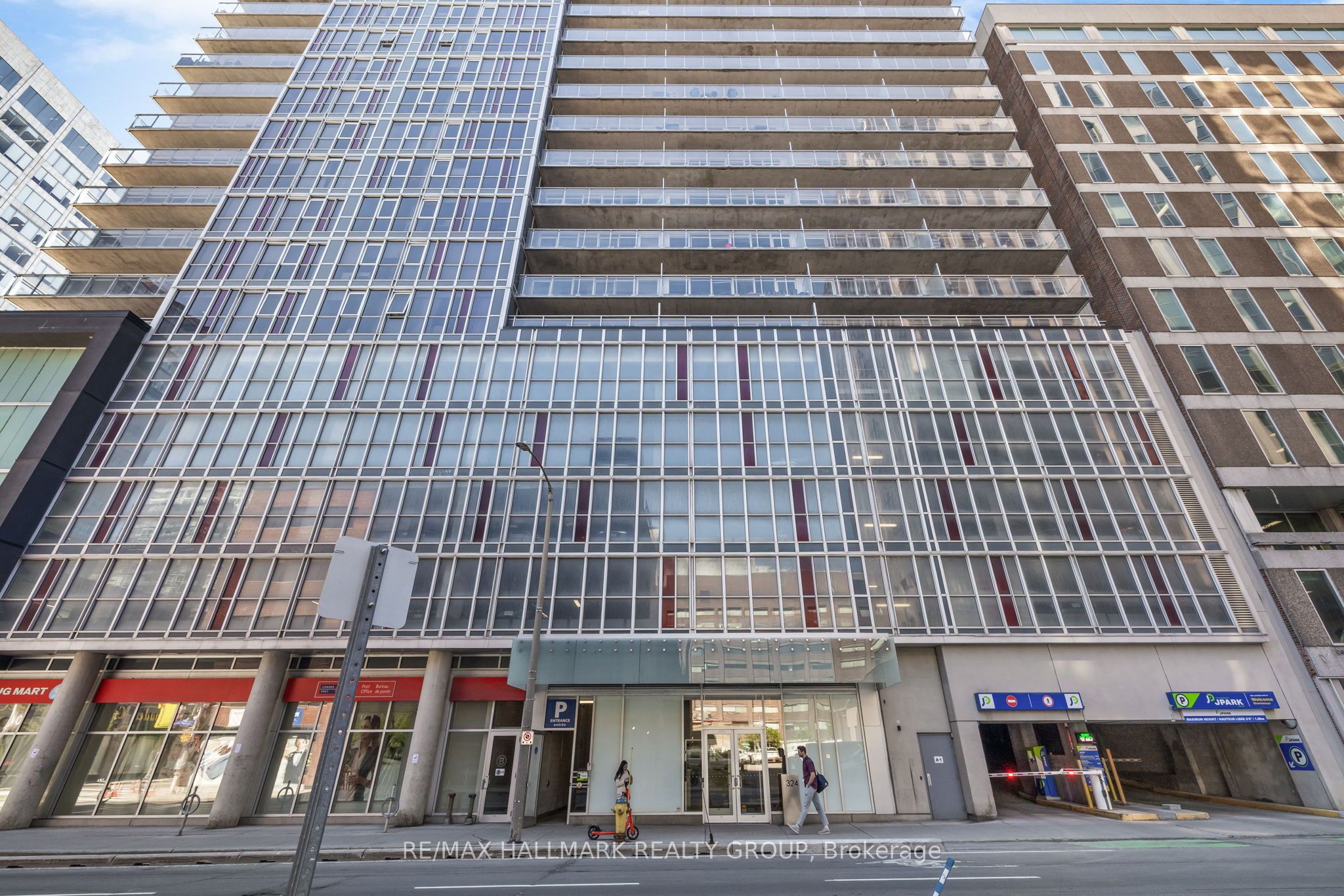 324 Laurier Avenue W 1804, Ottawa Centre, ON K1N 6P6 photo 2