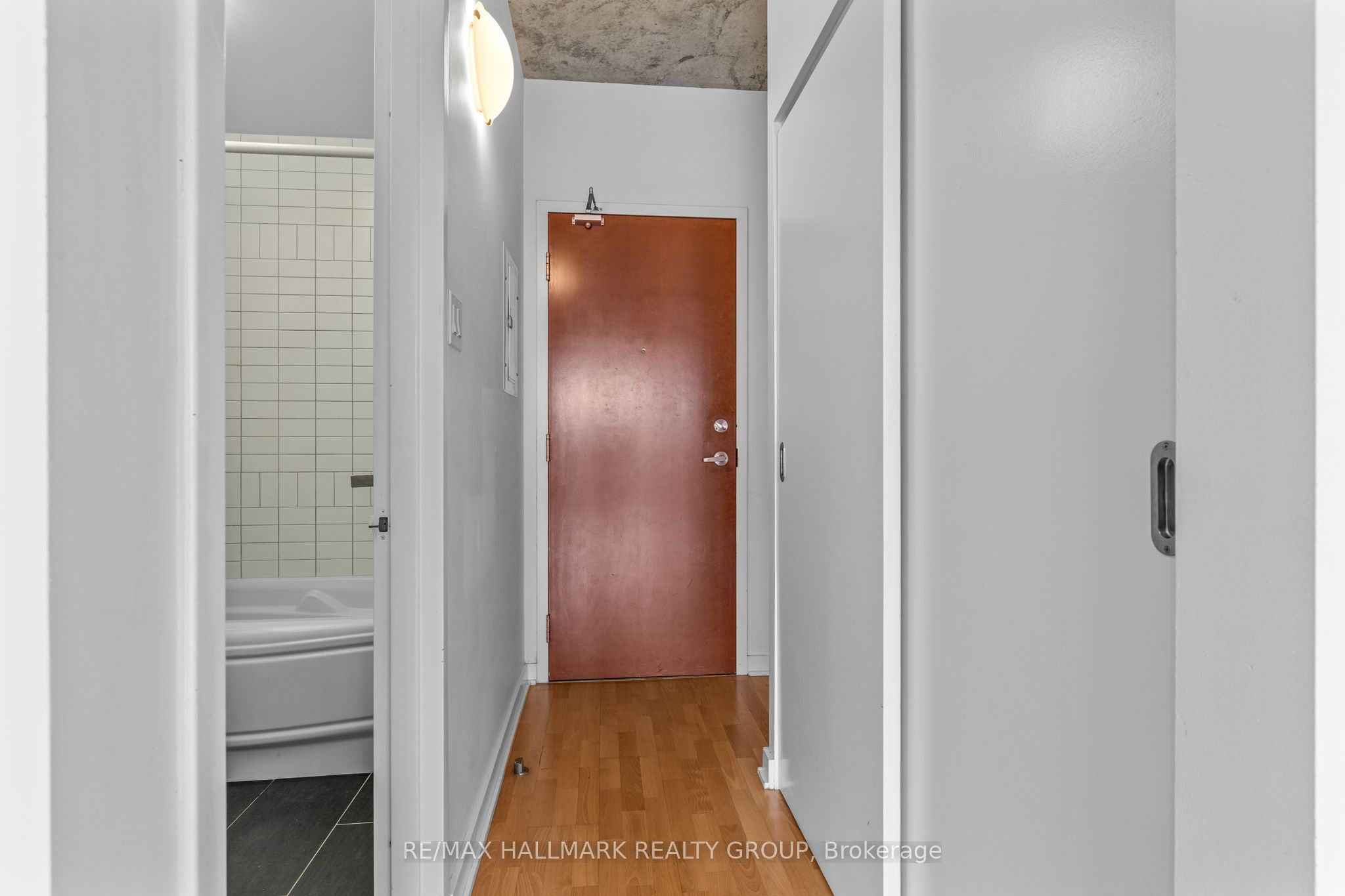 324 Laurier Avenue W 1804, Ottawa Centre, ON K1N 6P6 photo 5