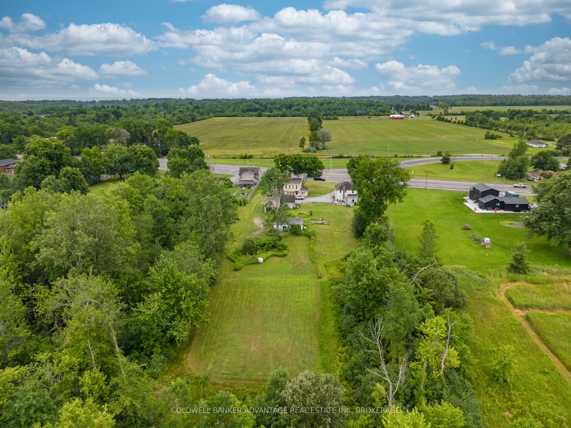 2592 3 Highway, Port Colborne, ON L3K 5V4 photo 4