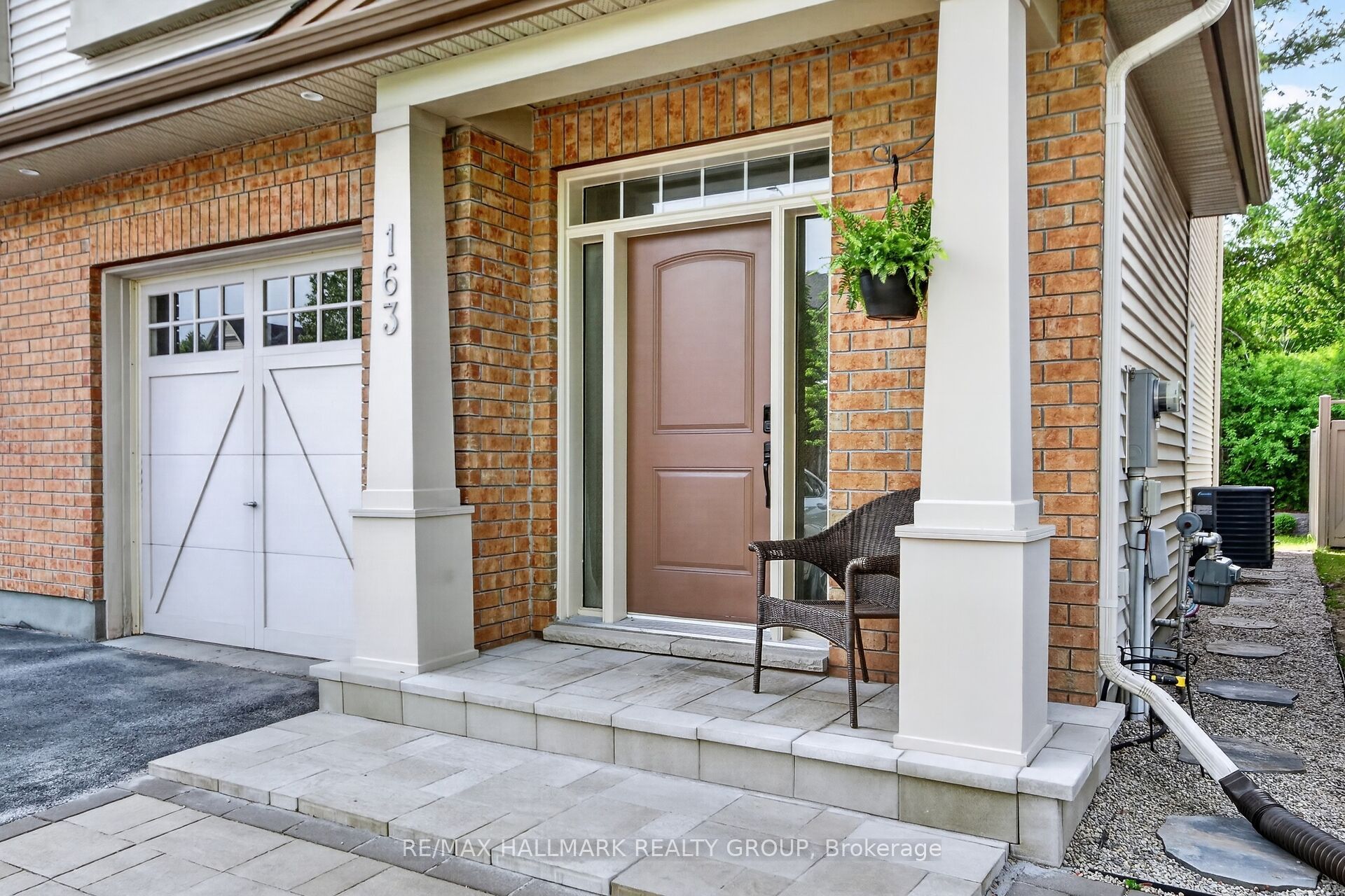 163 Highbury Park Drive, Barrhaven, ON K2J 5Y1 photo 3