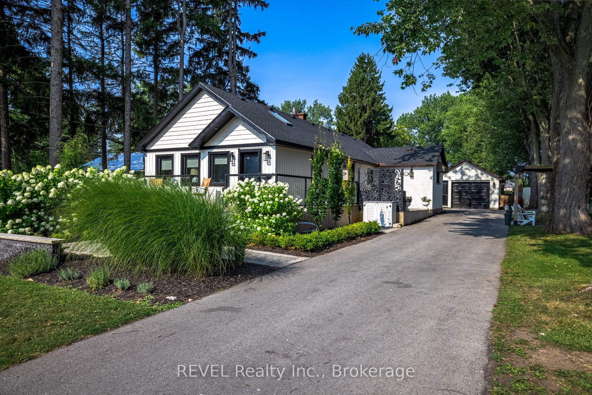 273 Prospect Point Road S, Fort Erie, ON L0S 1N0 photo 2