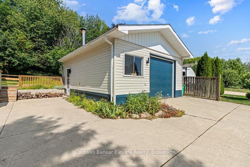 150 MacIntosh Drive, Georgian Bluffs, ON N0H 1S0 photo 4