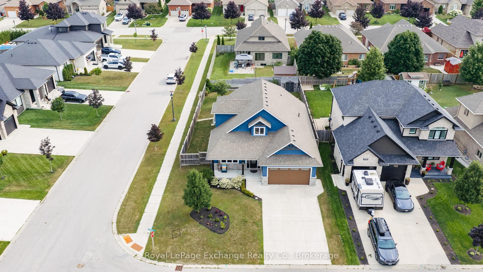 593 Morrison Crescent, Kincardine, ON N2Z 0A7 photo 3