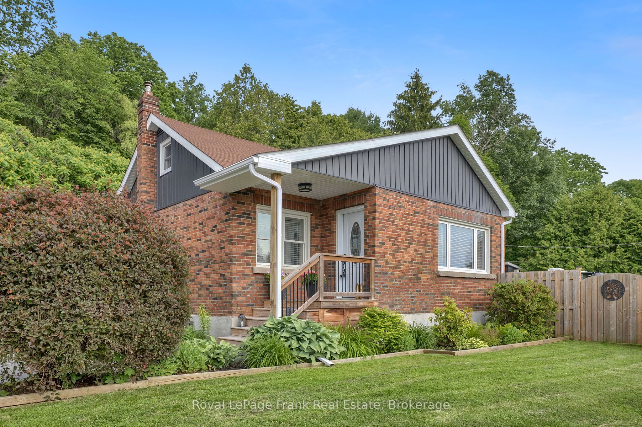 3461 Burnham Street N, Hamilton Township, ON K9A 4J7 photo 5
