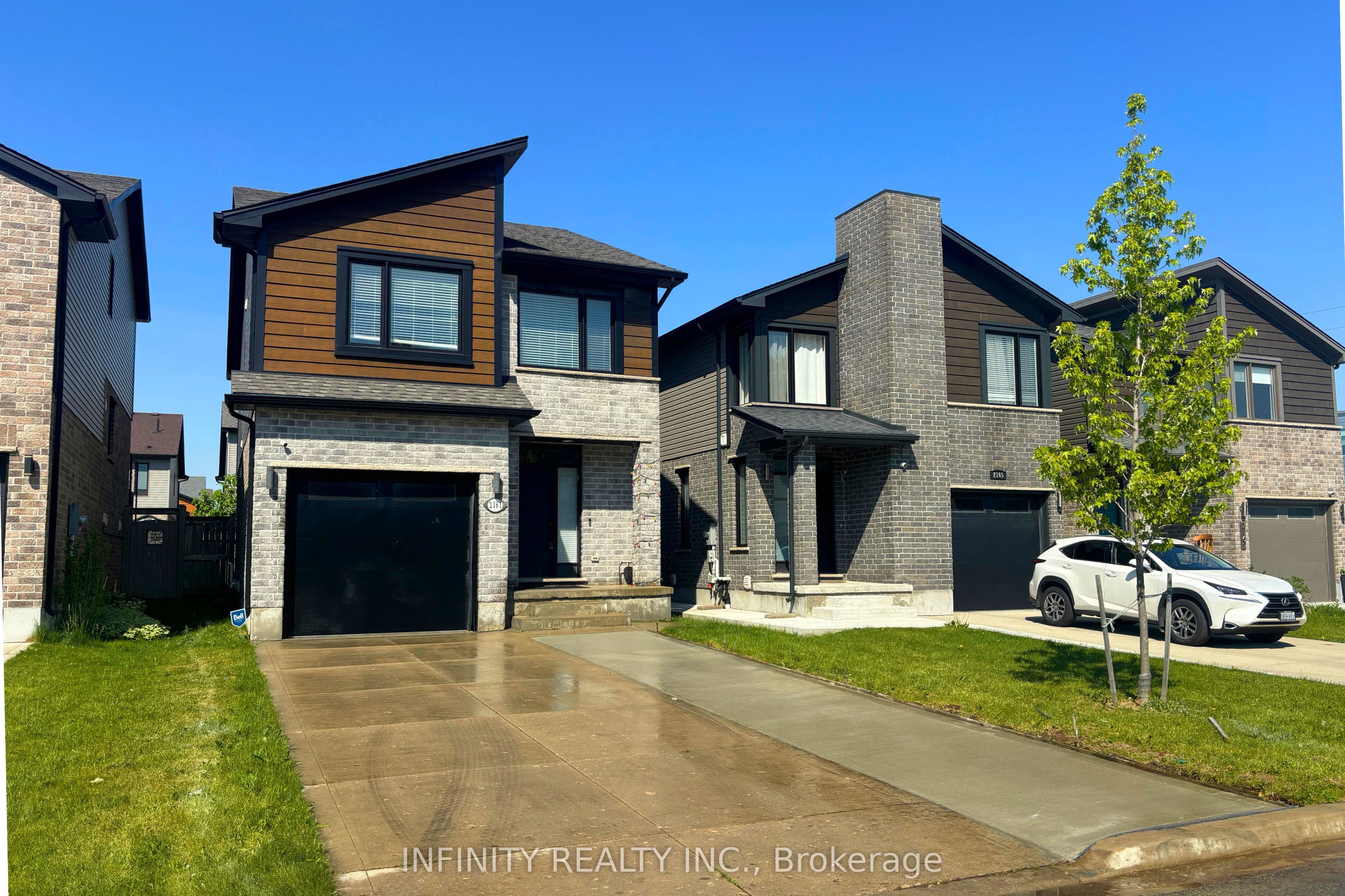 2161 Tribalwood Street, London North, ON N6G 0R5 photo 2