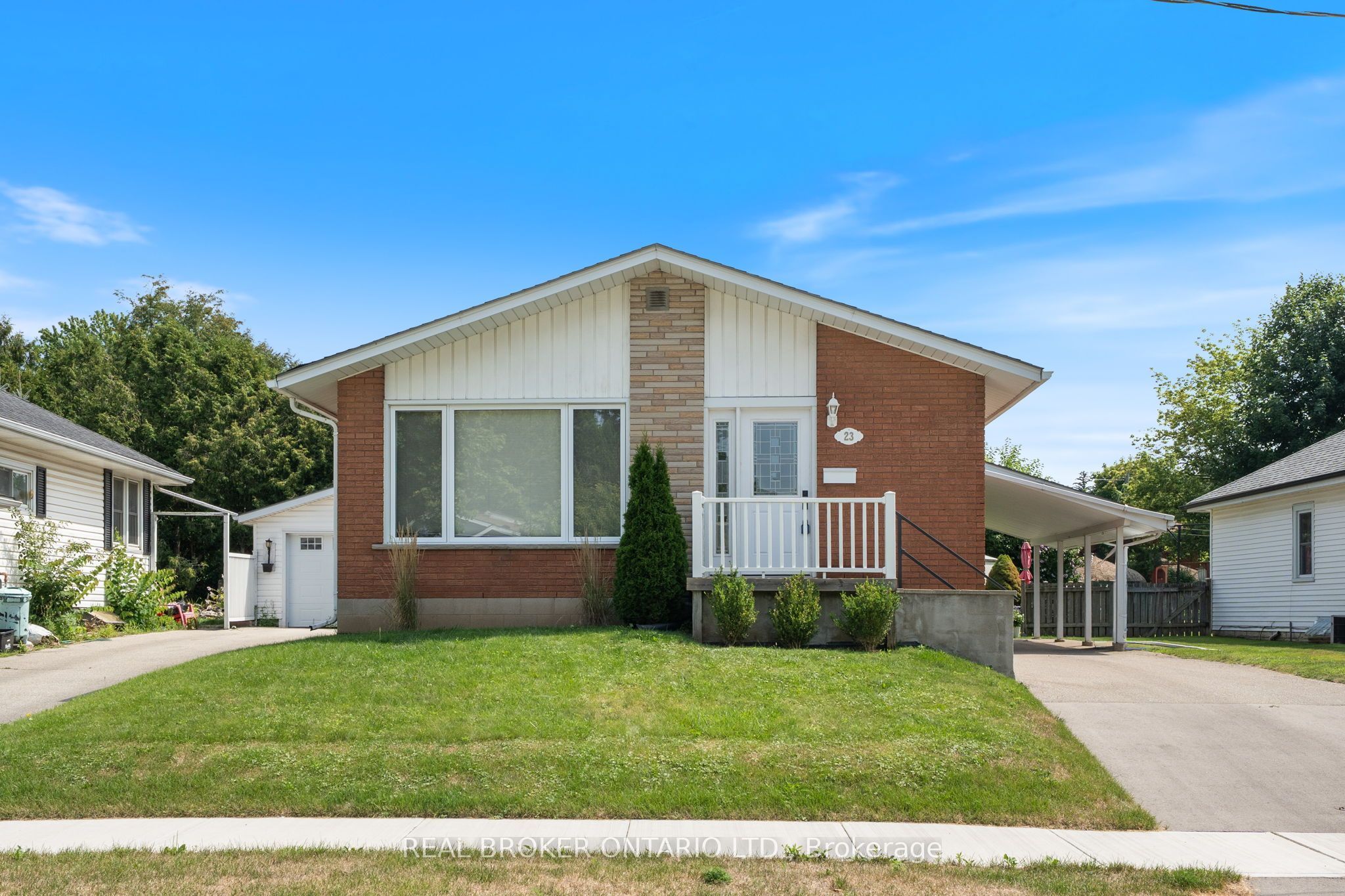 23 Homewood Avenue, Norfolk, ON N3Y 2S9 photo 2