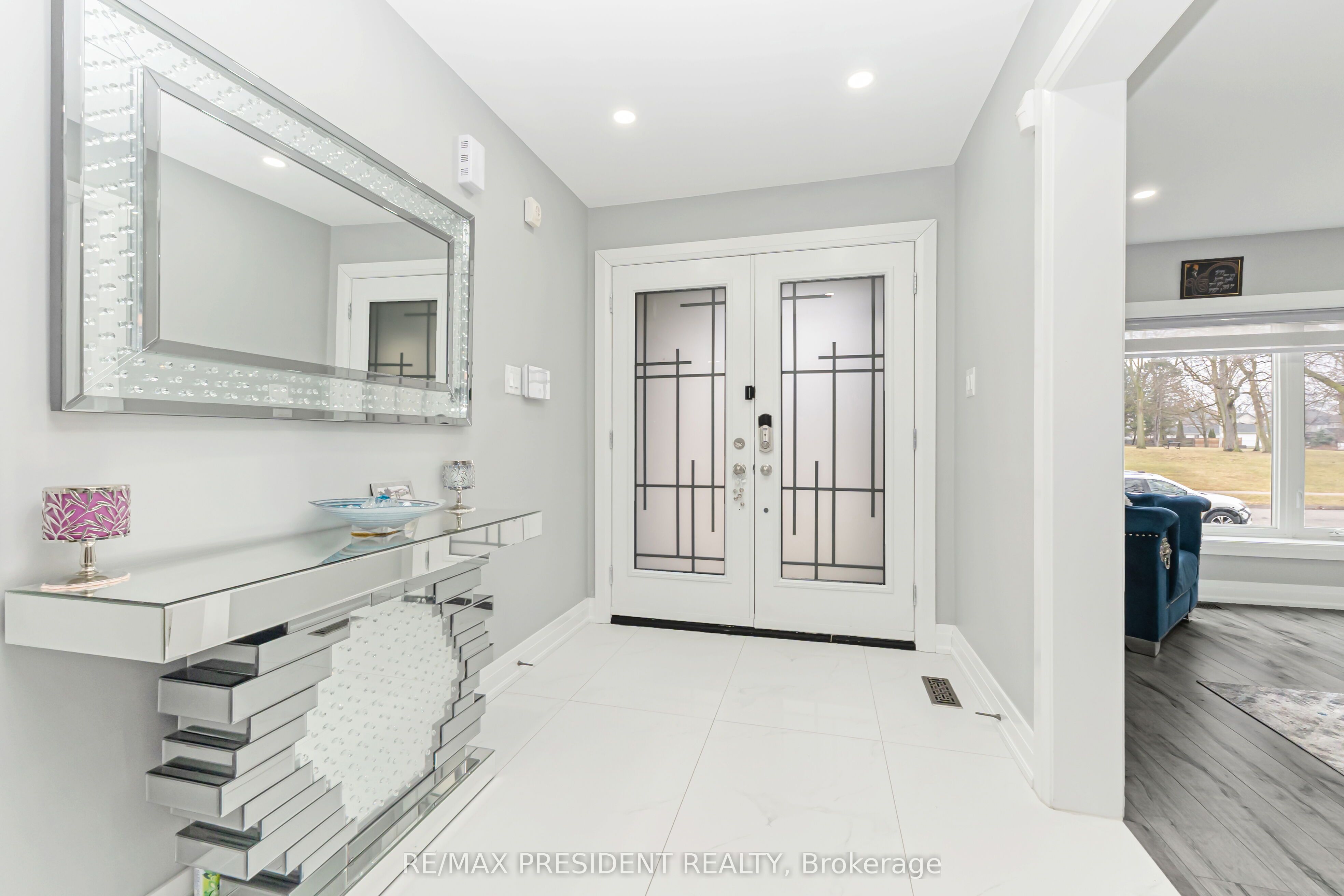 212 Wedgewood Drive, Cambridge, ON N1S 4P8 photo 4