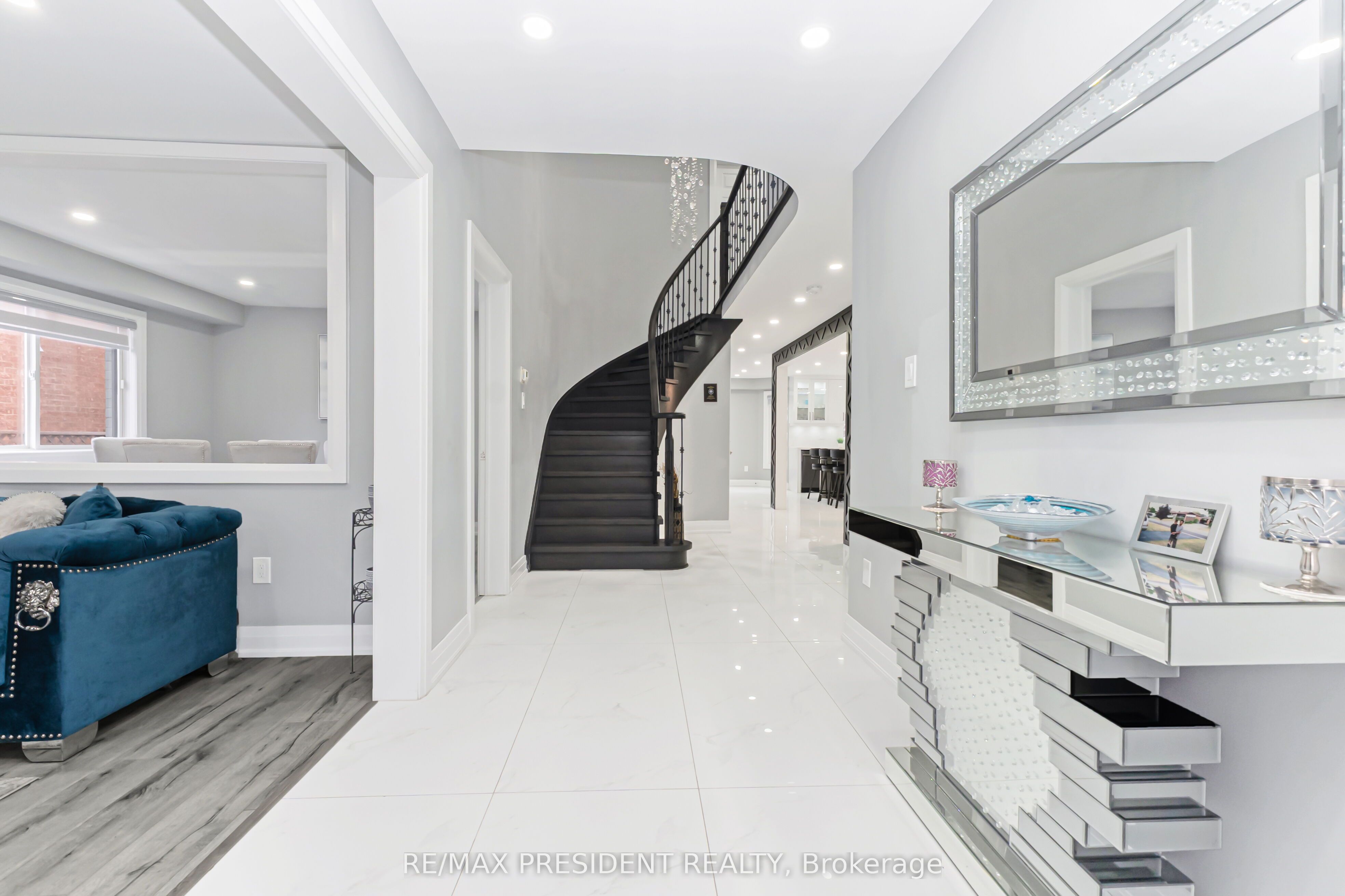 212 Wedgewood Drive, Cambridge, ON N1S 4P8 photo 5