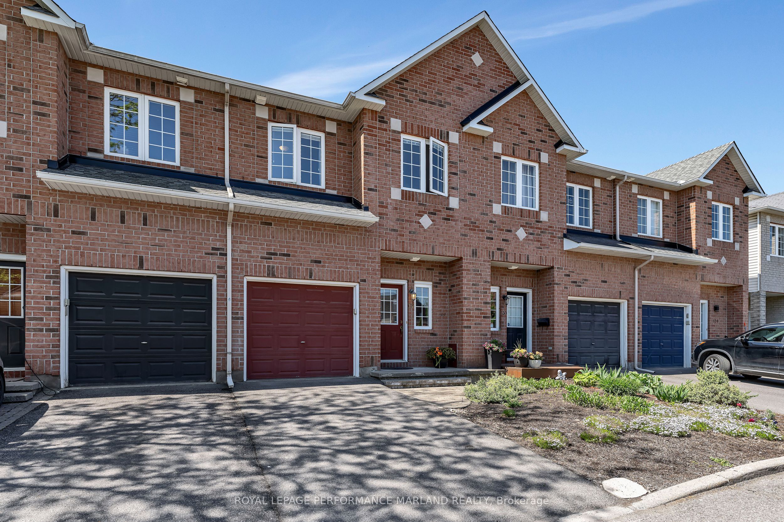 132 Sawmill Private, Billings Bridge - Riverside Park and Area, ON K1V 2E1