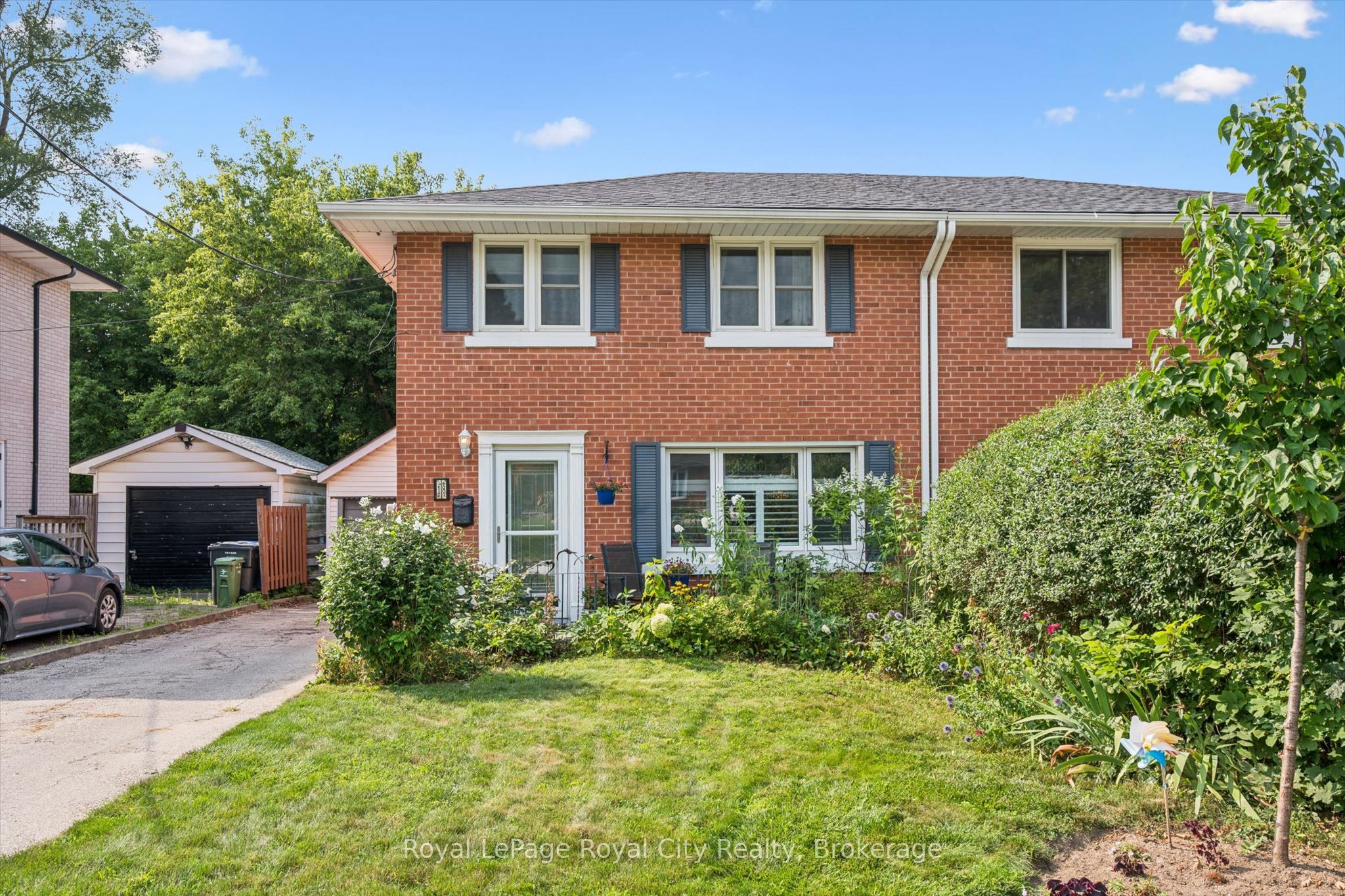 18 June Avenue, Guelph, ON N1H 1H6