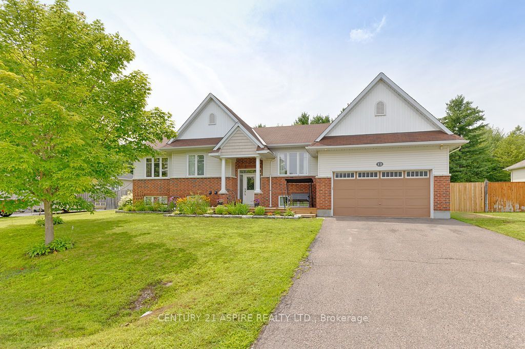 12 Bedard Boulevard, Petawawa, ON K8H 0B7 photo 2