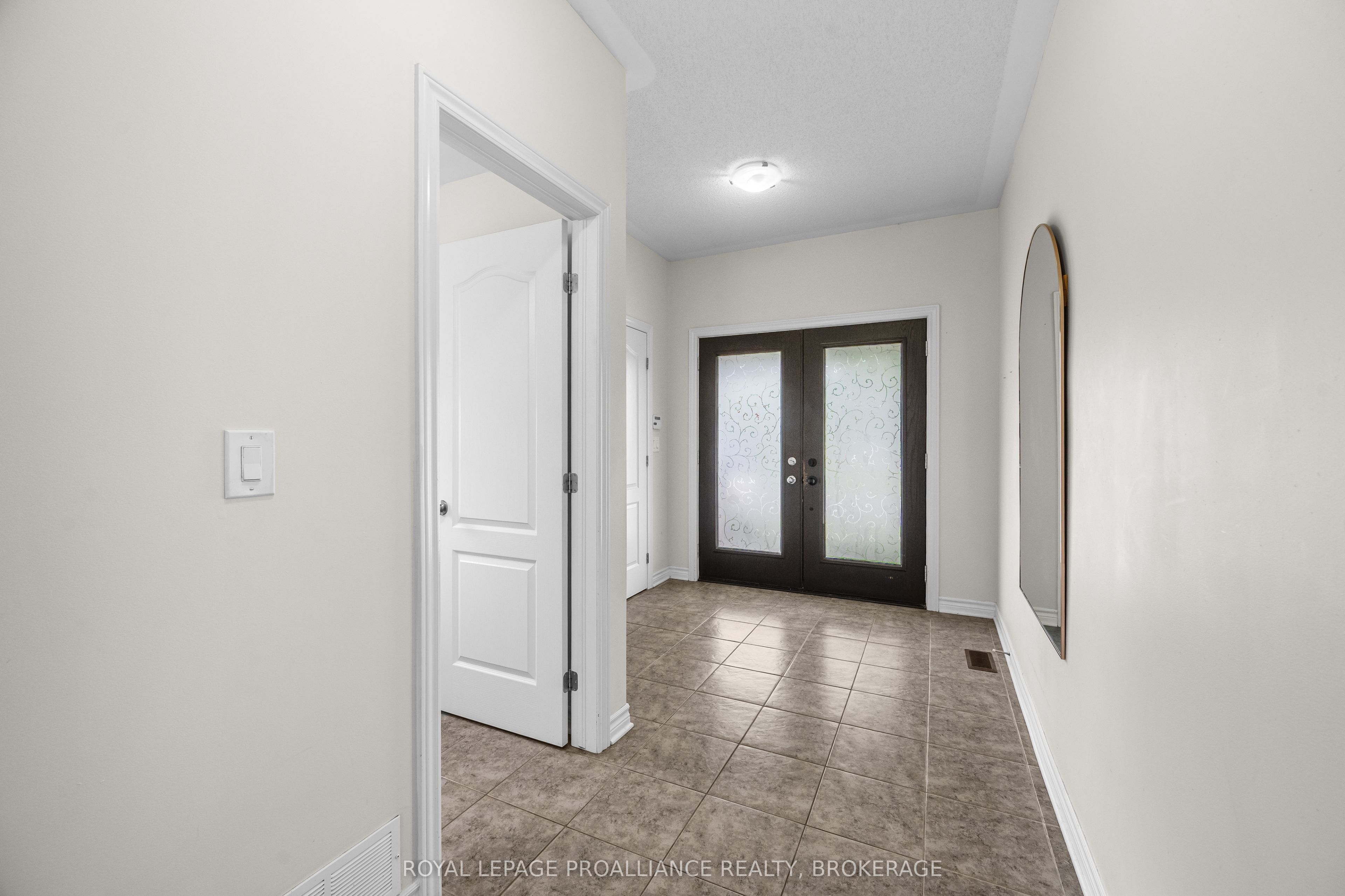 1397 Waterside Way, Kingston, ON K7K 0E9 photo 4