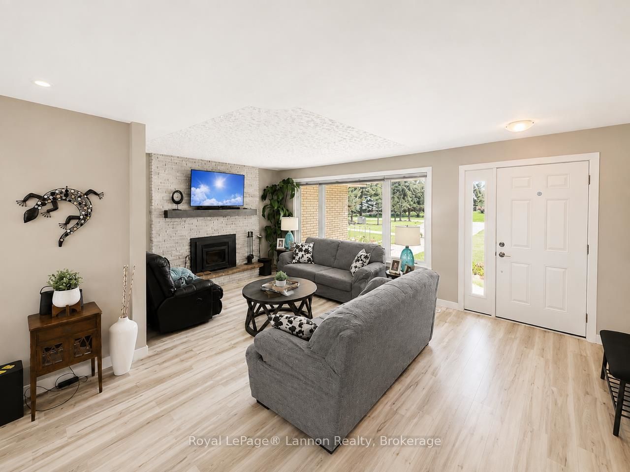 3135 LLOYD Street, Thunder Bay, ON P7K 1B6 photo 3