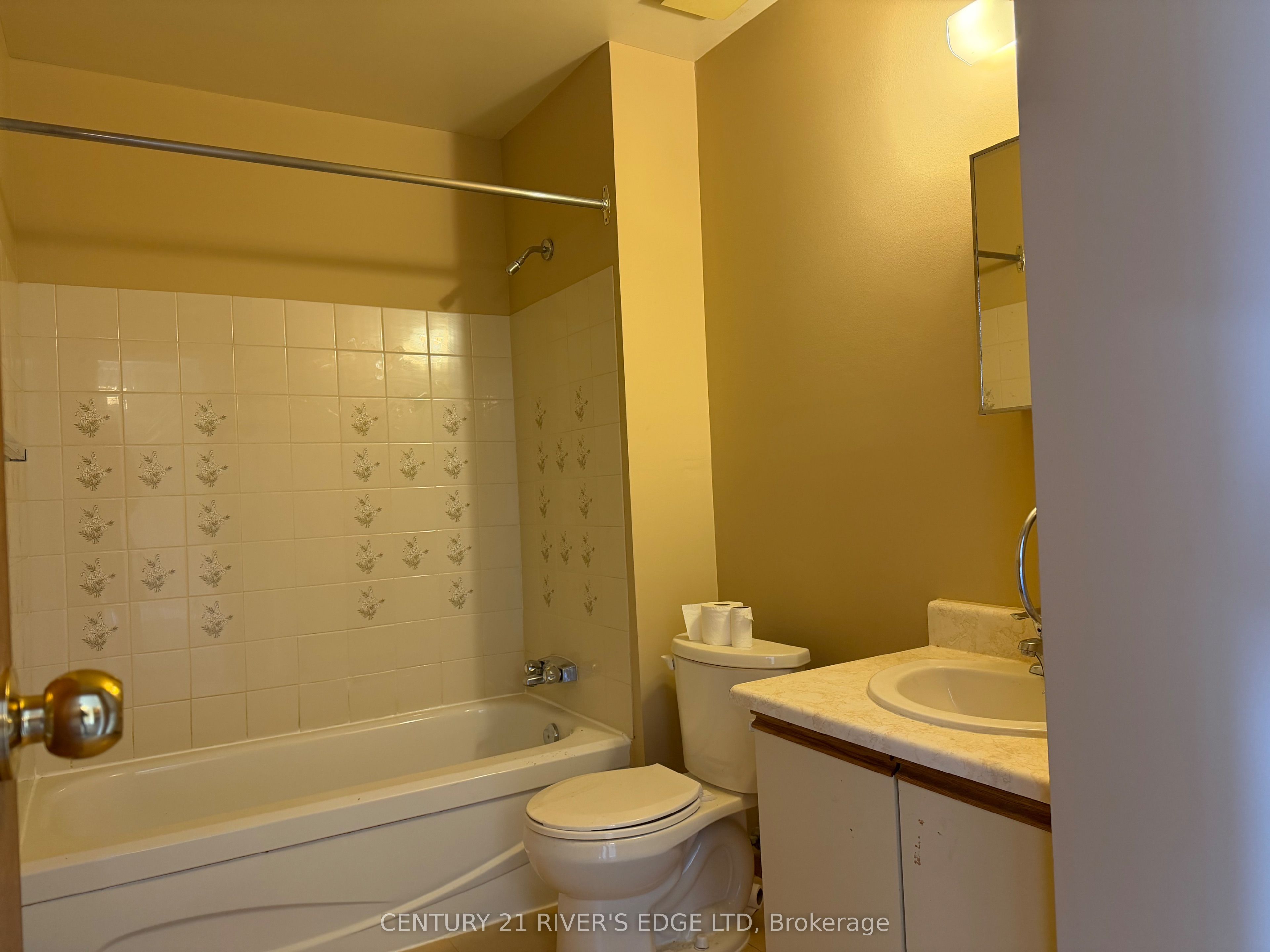 290/294 King Street W 4, Prescott, ON K0E 1T0 photo 5