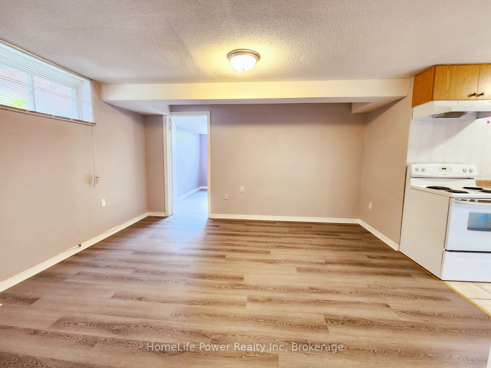 25 Gosling Gardens #B, Guelph, ON N1G 5J8 photo 5