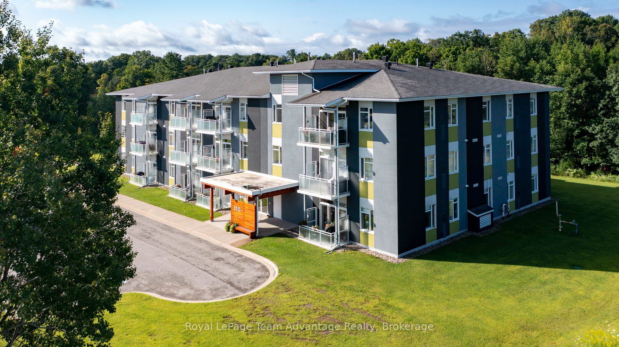 102-20D Silver Birch Court, Parry Sound, ON P2A 0A7 photo 2