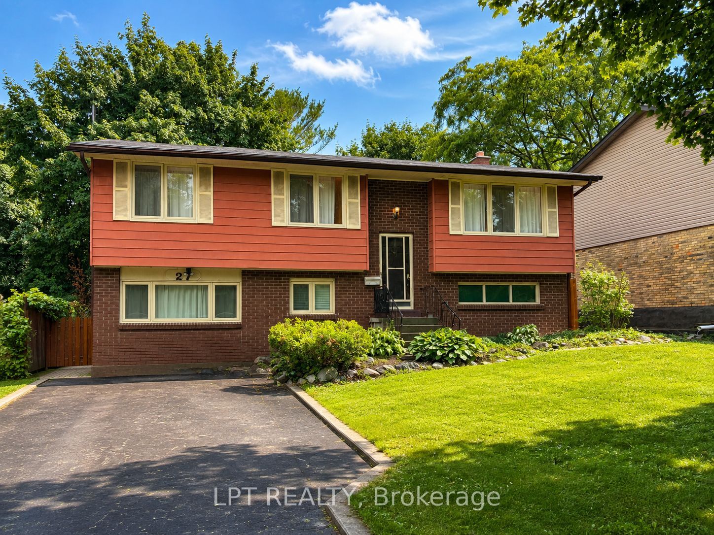 27 Paperbirch Crescent, London North, ON N6G 1L8