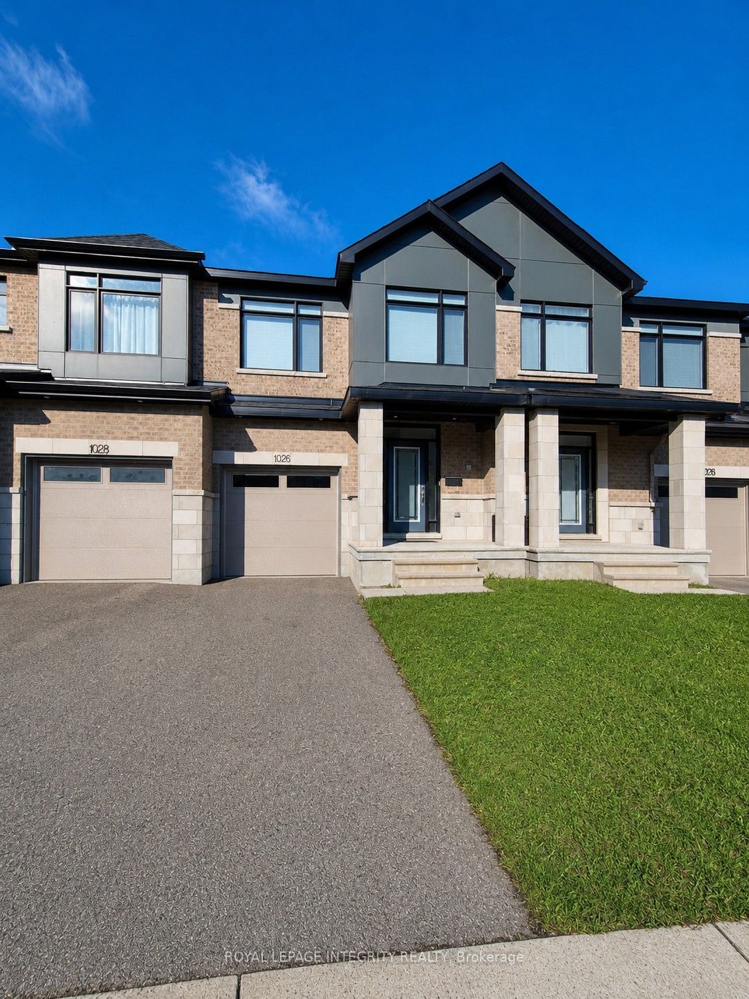 1026 Hydrangea Avenue, Blossom Park - Airport and Area, ON K4M 0K8