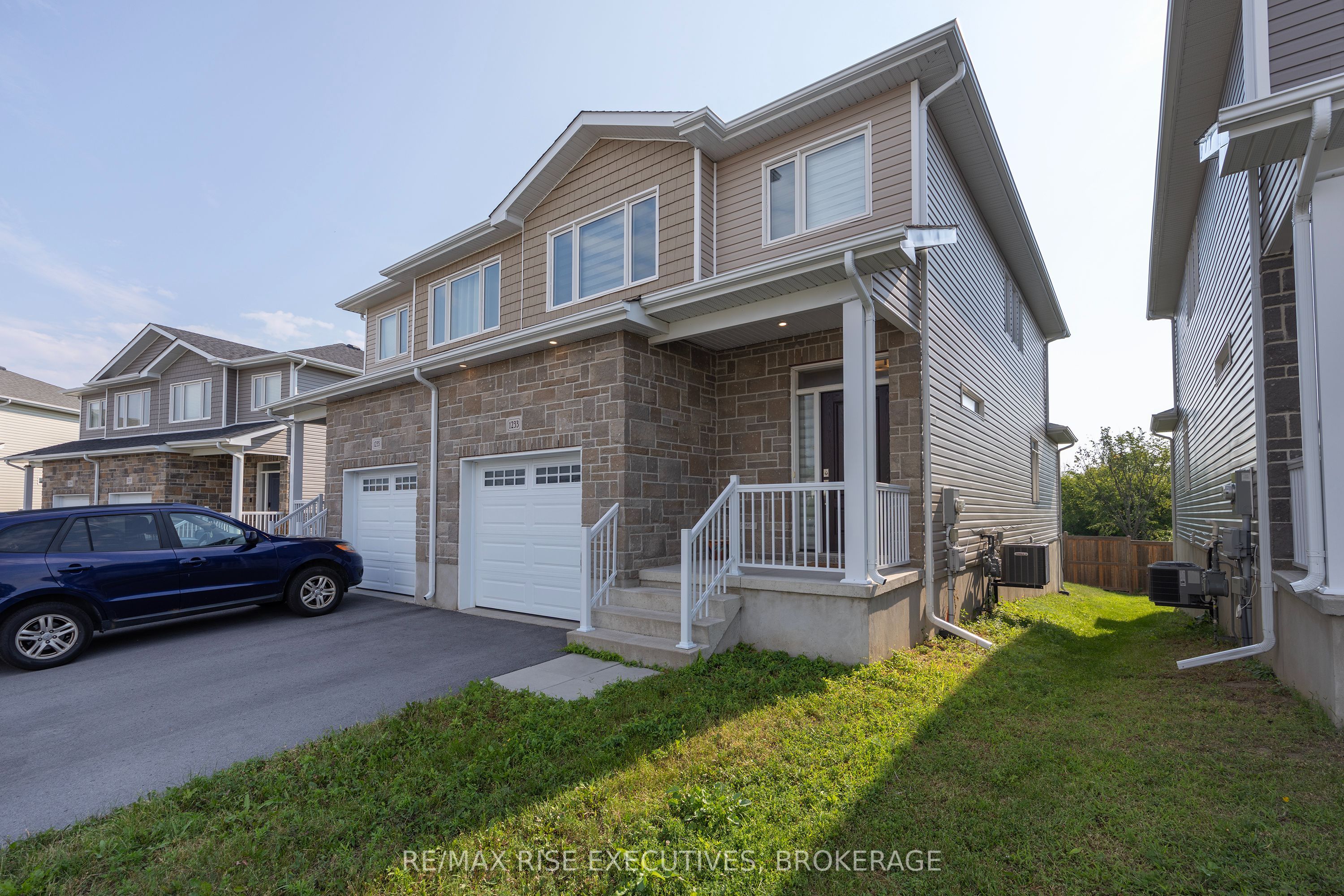 1233 Max Crescent, Kingston, ON K7P 0P3 photo 2