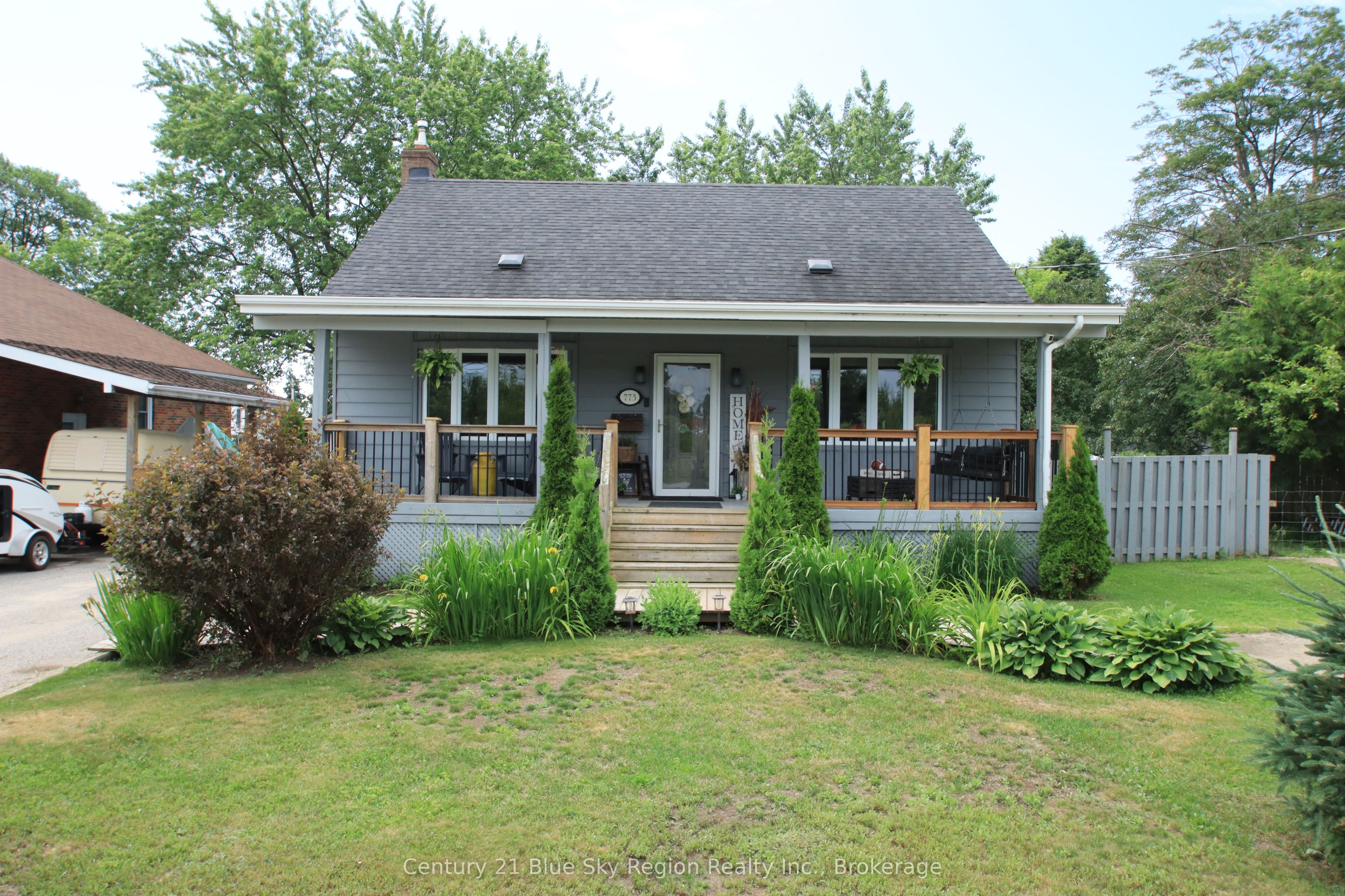 773 Scollard Street, North Bay, ON P1B 5A3 photo 2