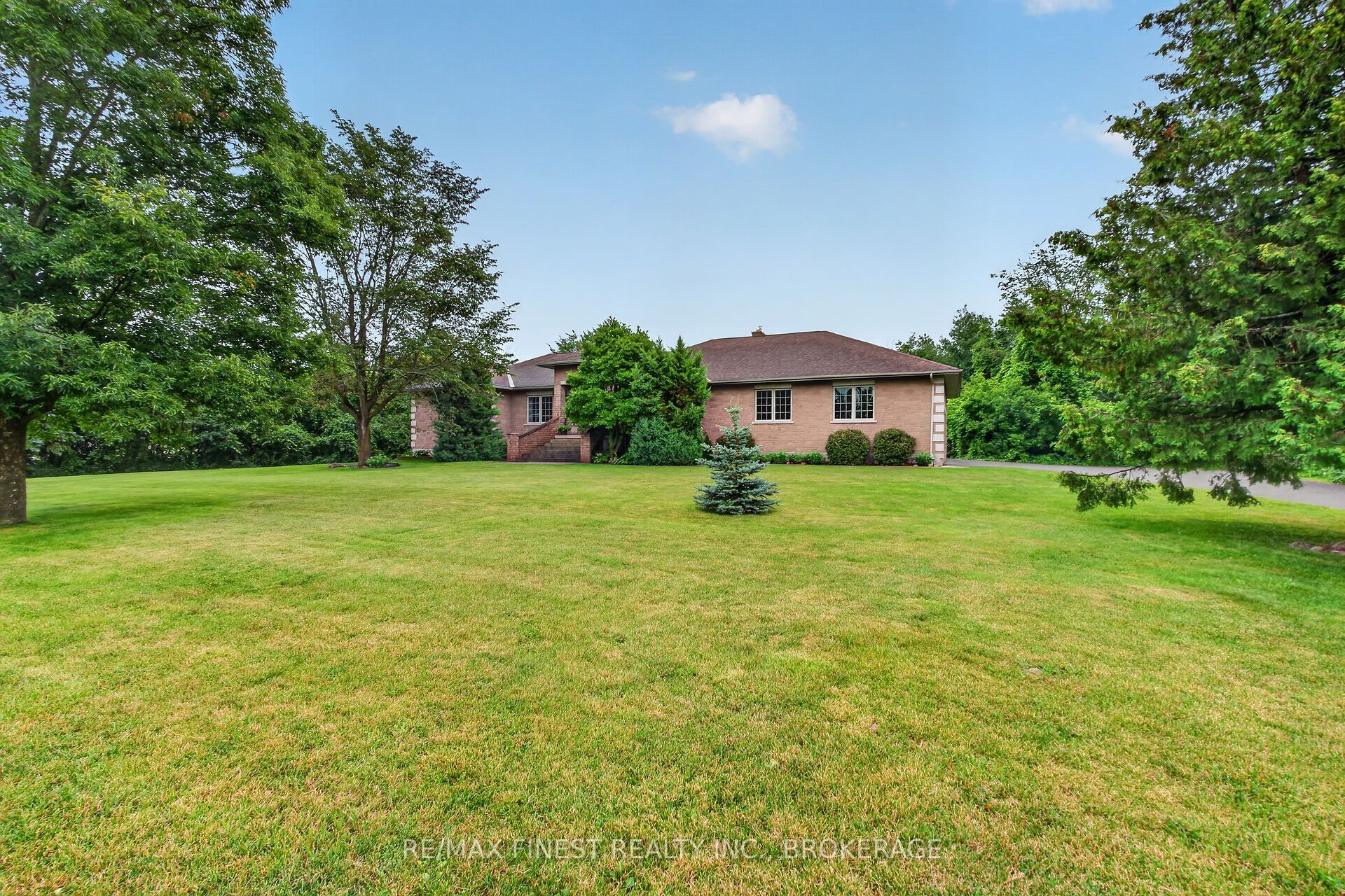 3508 Four Seasons Drive, Frontenac, ON K0H 1X0 photo 2