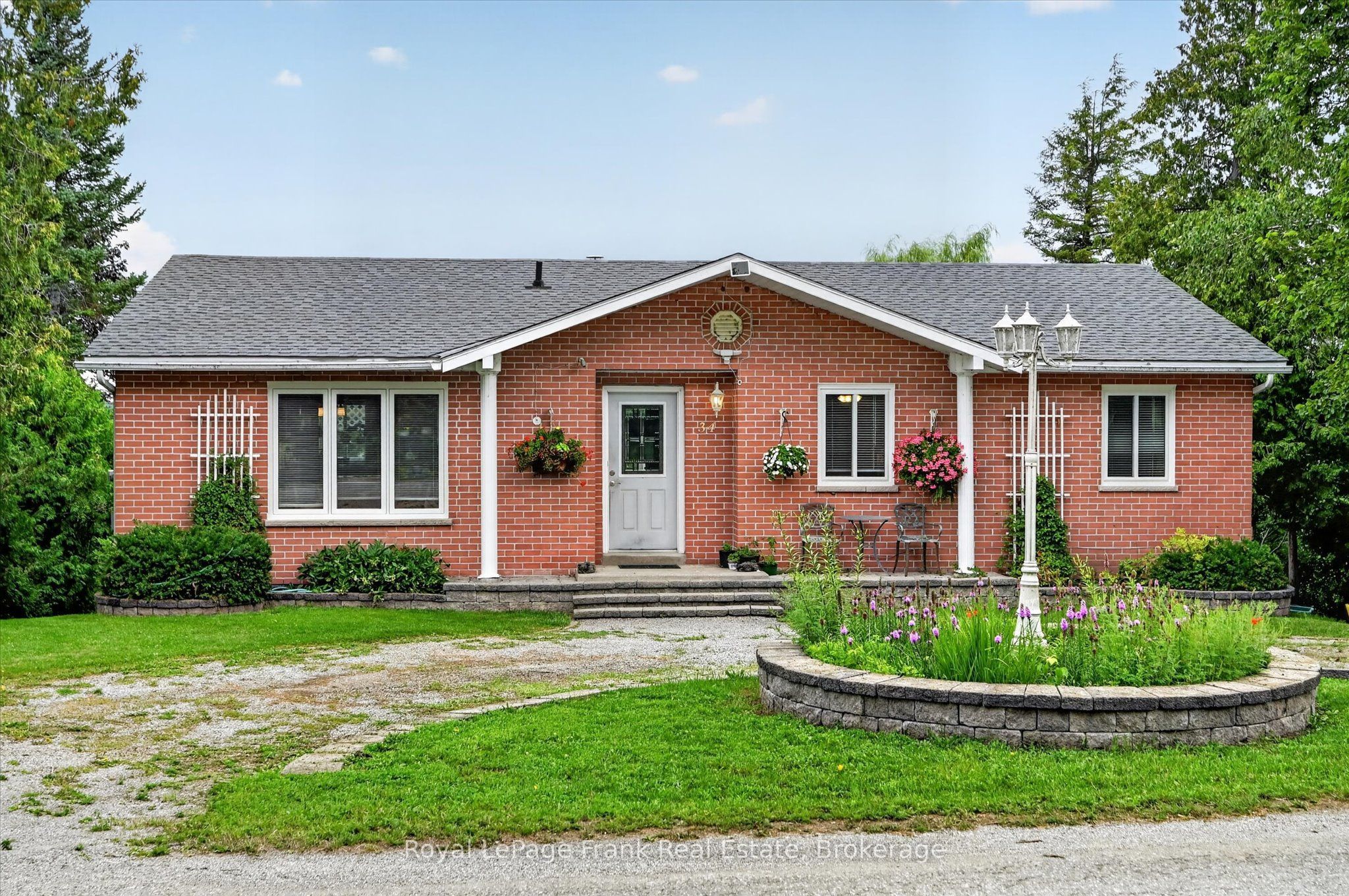 34 Birch Point Drive, Kawartha Lakes, ON K0L 1T0 photo 2