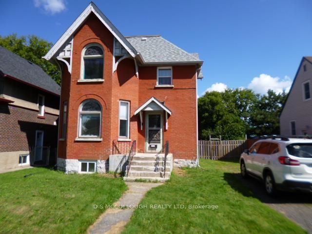 305 Cameron Street, Thunder Bay, ON P7C 2H1