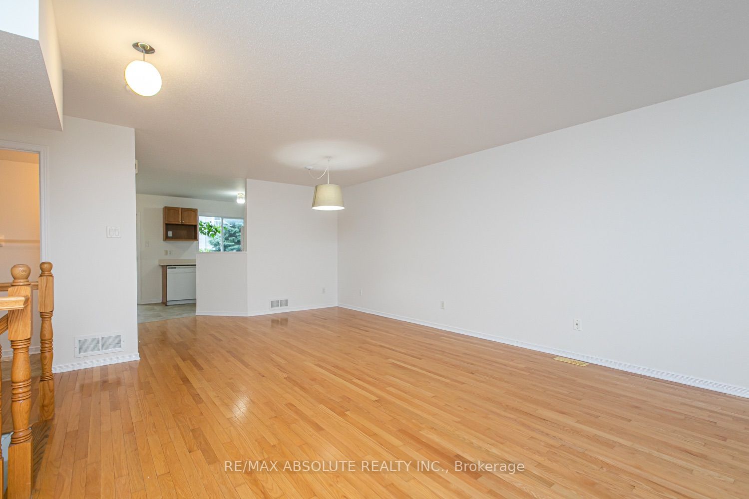 246 Gershwin Private 38, Bells Corners and South to Fallowfield, ON K2H 1G5 photo 3