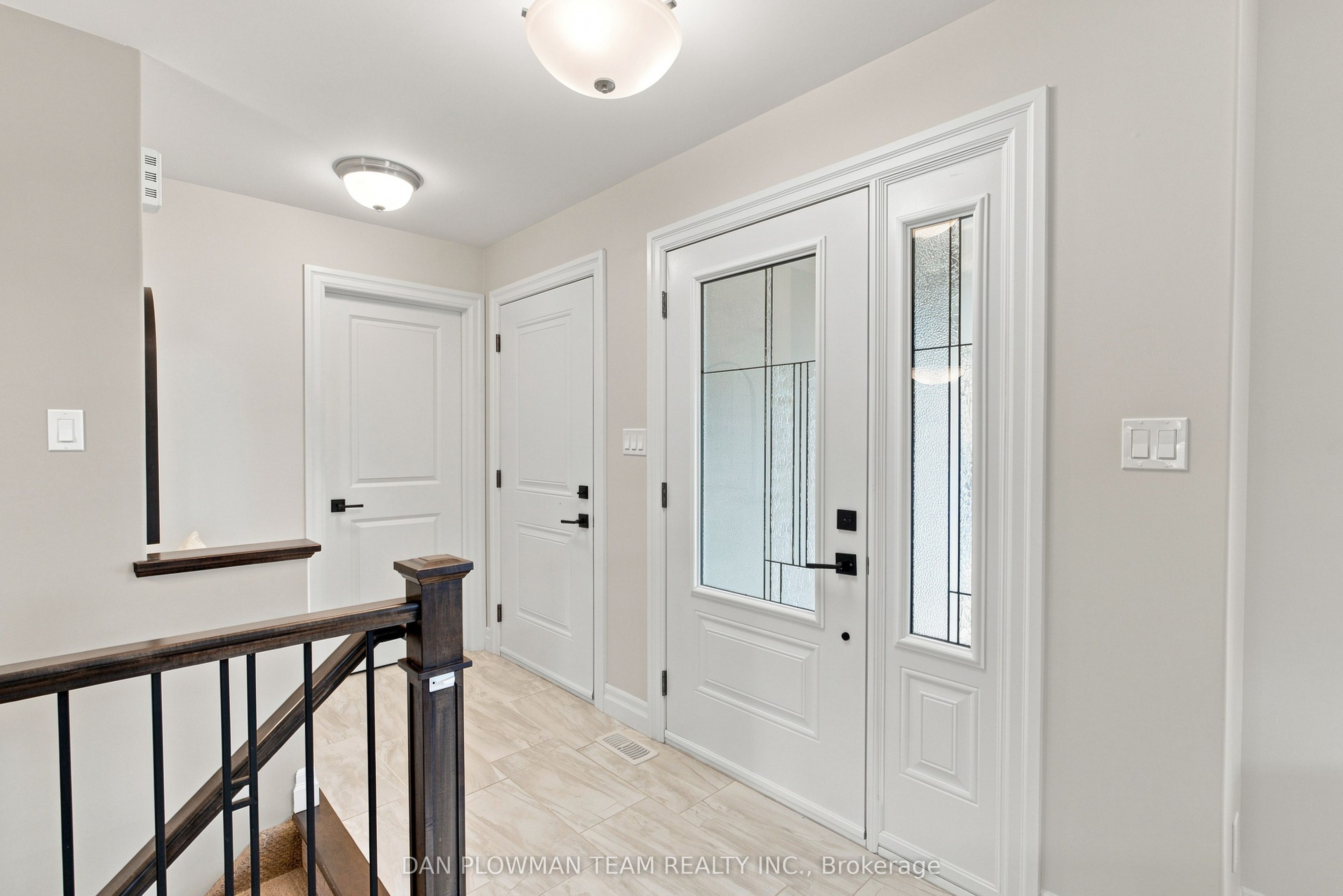26 Autumn Grove, Quinte West, ON K8V 0G8 photo 4
