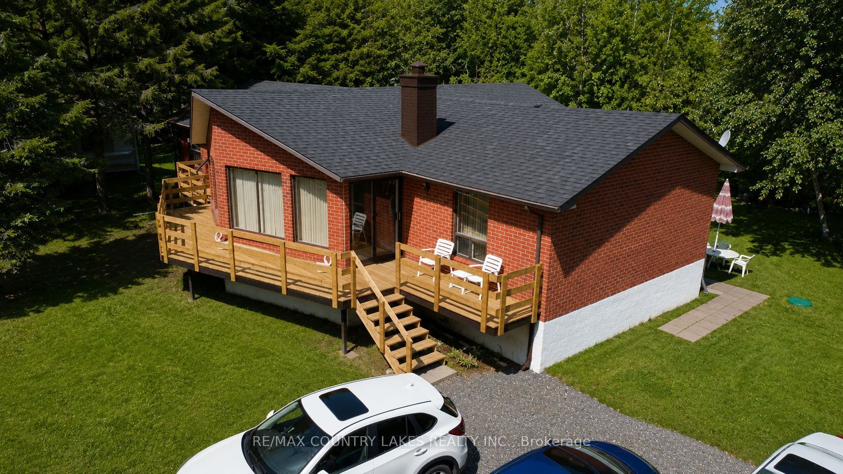 4 MACPHERSON Crescent, Kawartha Lakes, ON K0M 2B0 photo 2