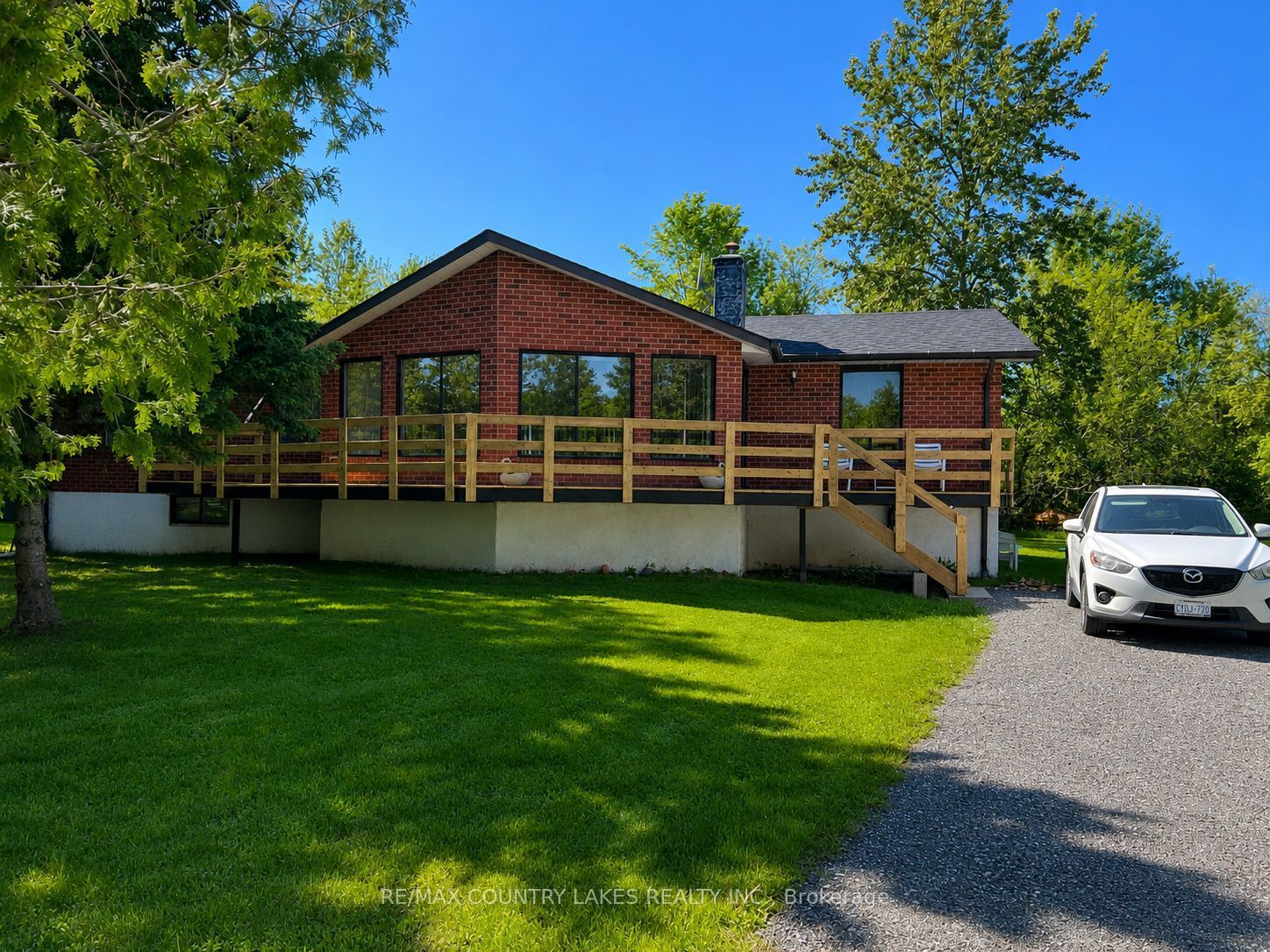 4 MACPHERSON Crescent, Kawartha Lakes, ON K0M 2B0 photo 3