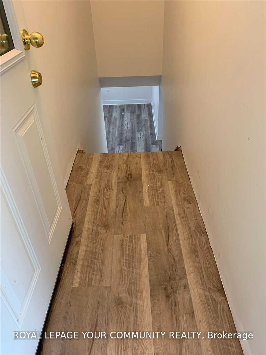 16 Belvedere Boulevard, Brantford, ON N3R 3A3 photo 2