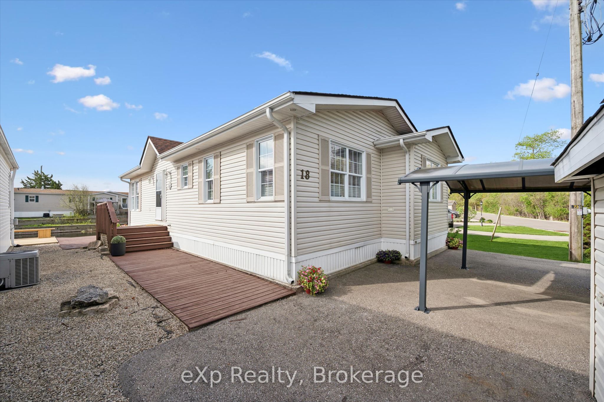 18 Jasper Heights Private, Puslinch, ON N0B 2C0 photo 5