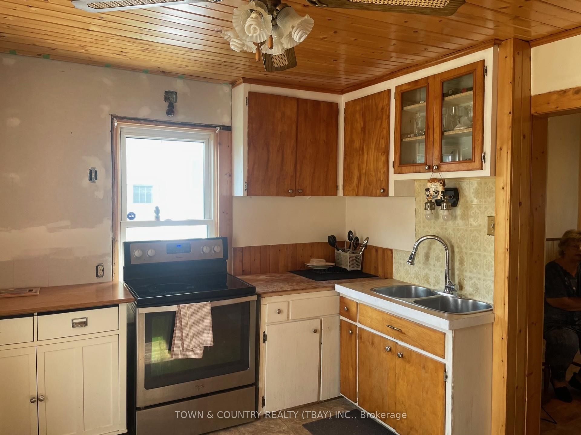 166 Bell Street, Nipigon, ON P0T 2J0 photo 3