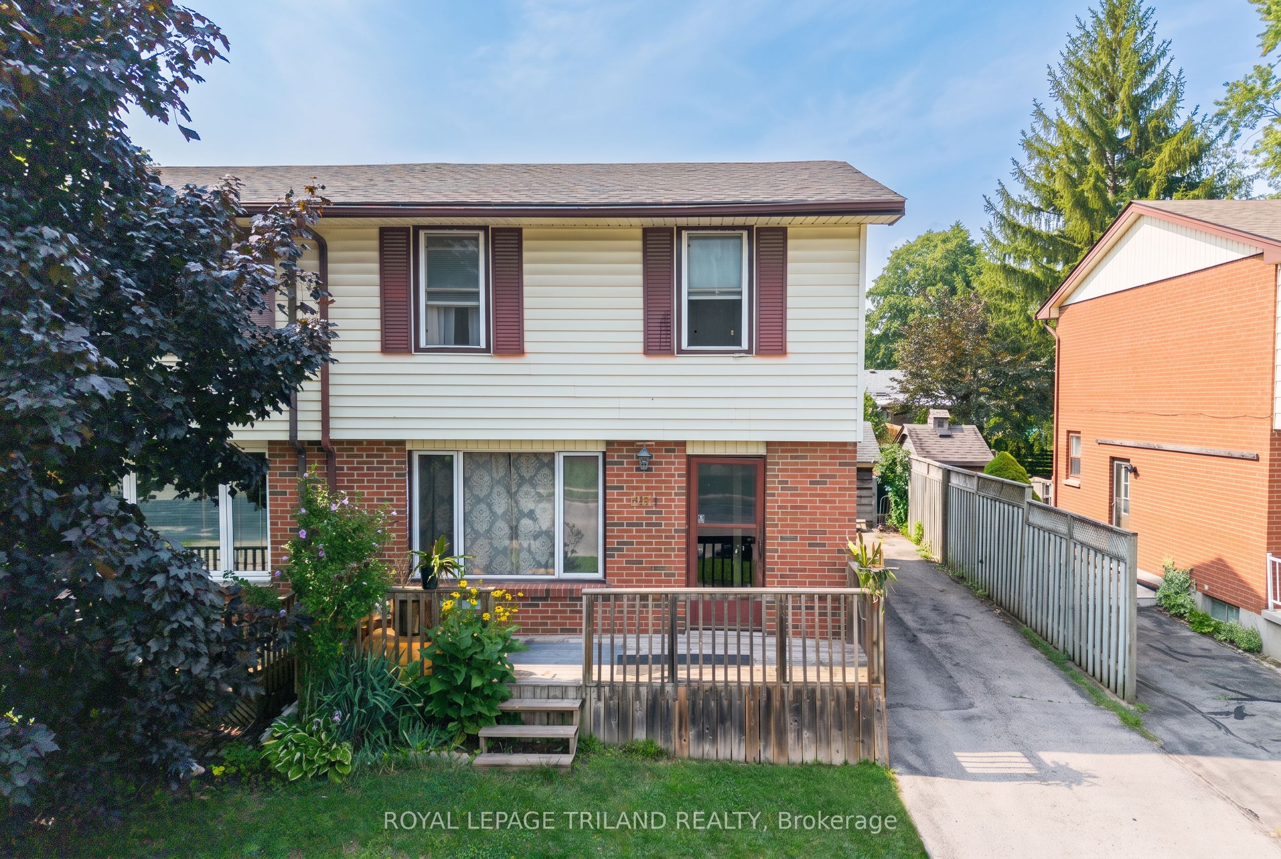 220 ADMIRAL Drive, London East, ON N5V 1H8