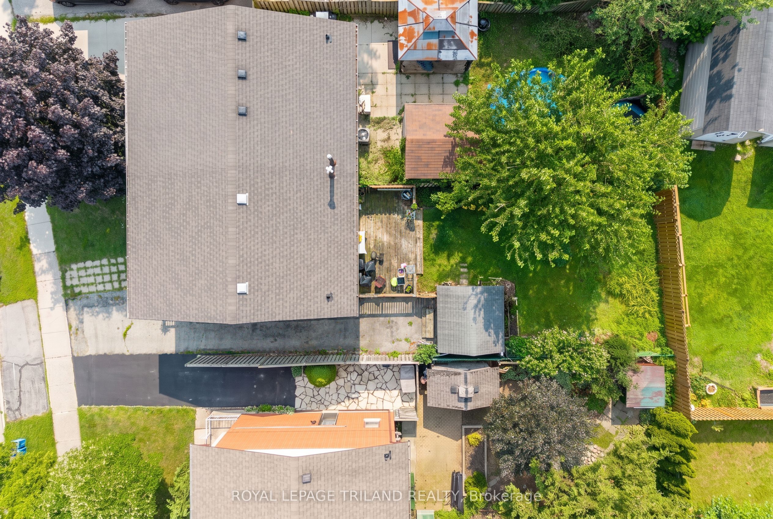 220 ADMIRAL Drive, London East, ON N5V 1H8 photo 3