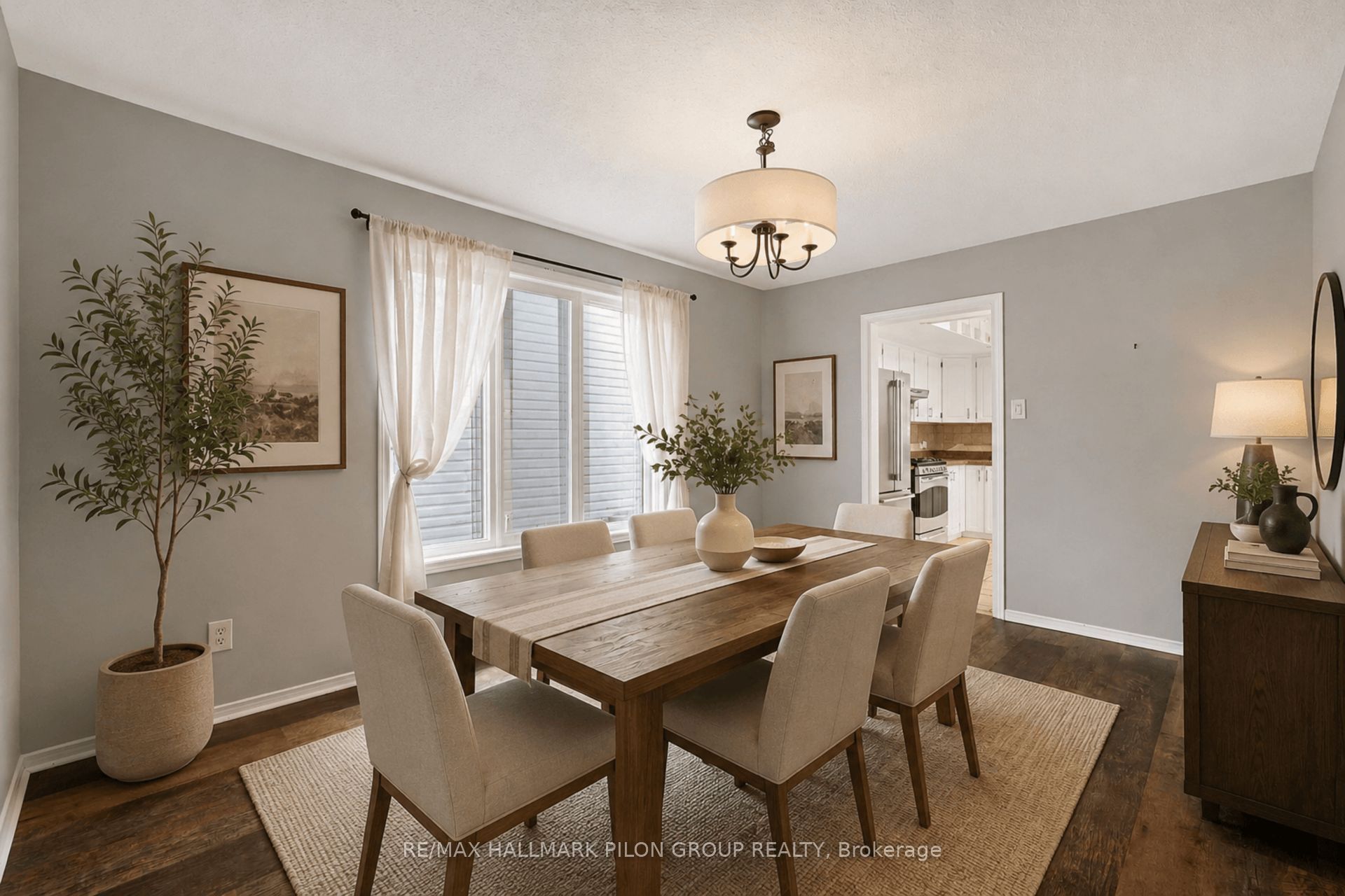 182 Twyford Street, Hunt Club - Windsor Park Village and Area, ON K1V 0V8 photo 5