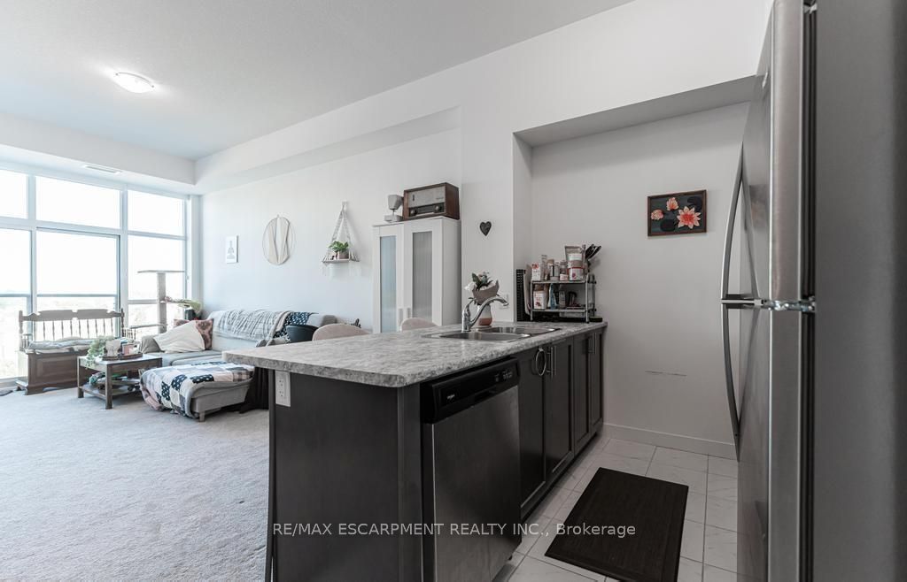450 Dundas Street E 503, Hamilton, ON L8B 1Z2 photo 5