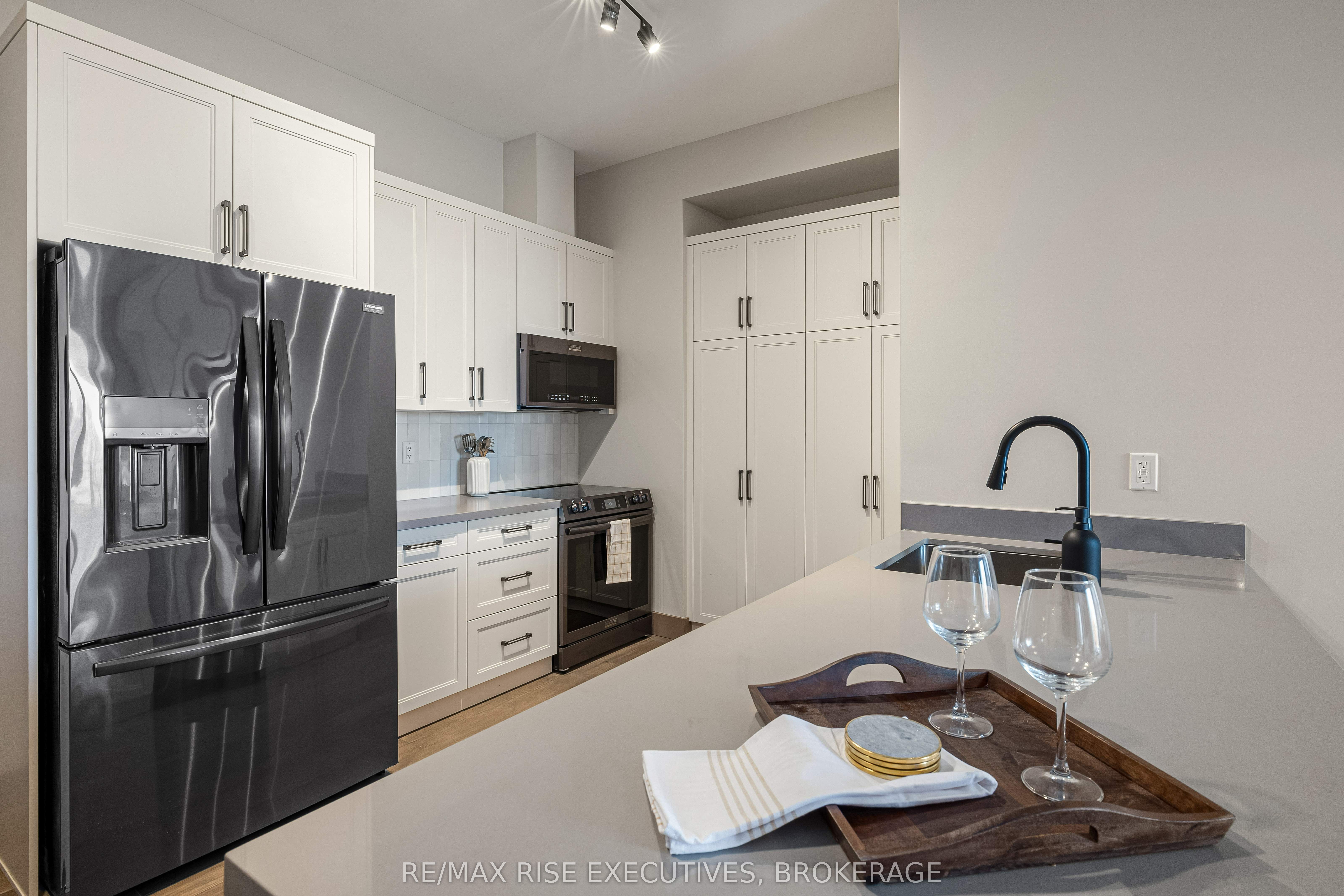 2274 Princess Street 450, Kingston, ON K7M 3G4 photo 4