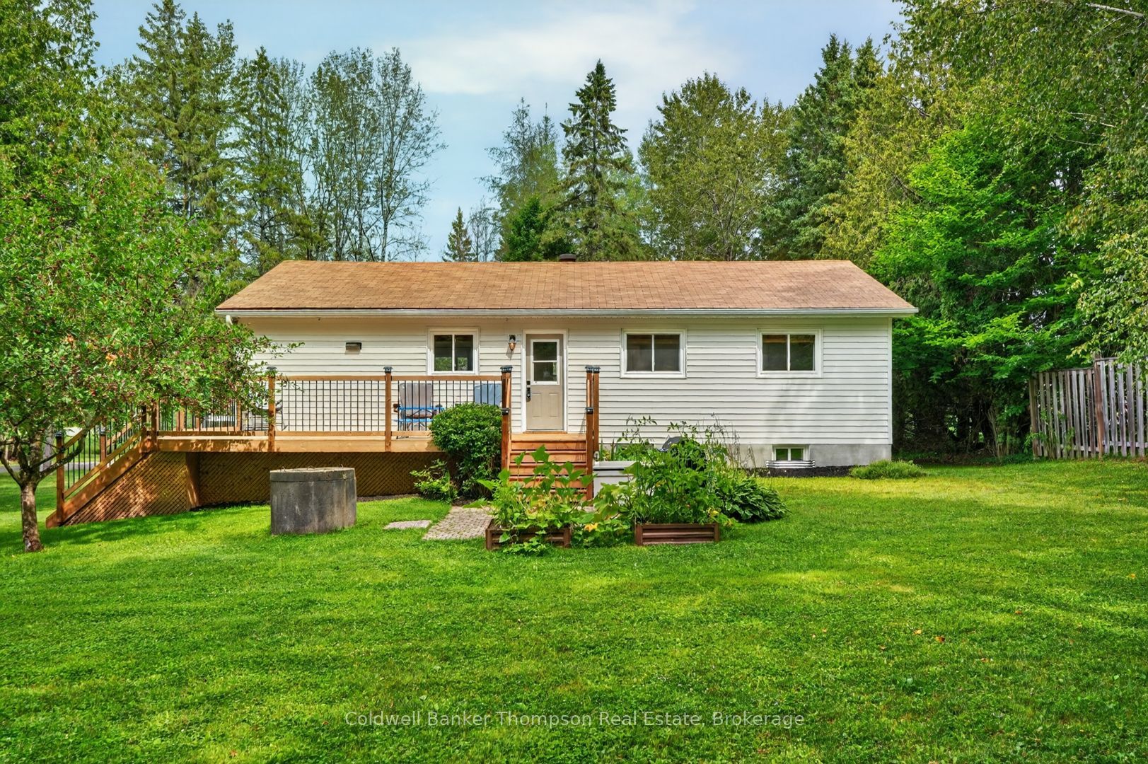 15 Orr Road, Huntsville, ON P0B 1M0