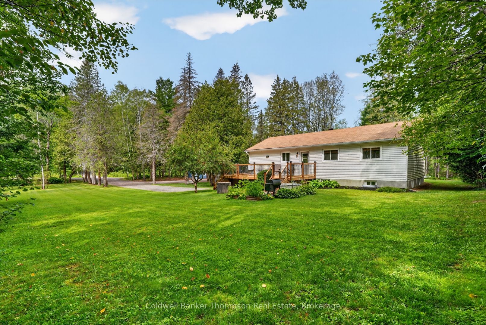 15 Orr Road, Huntsville, ON P0B 1M0 photo 2