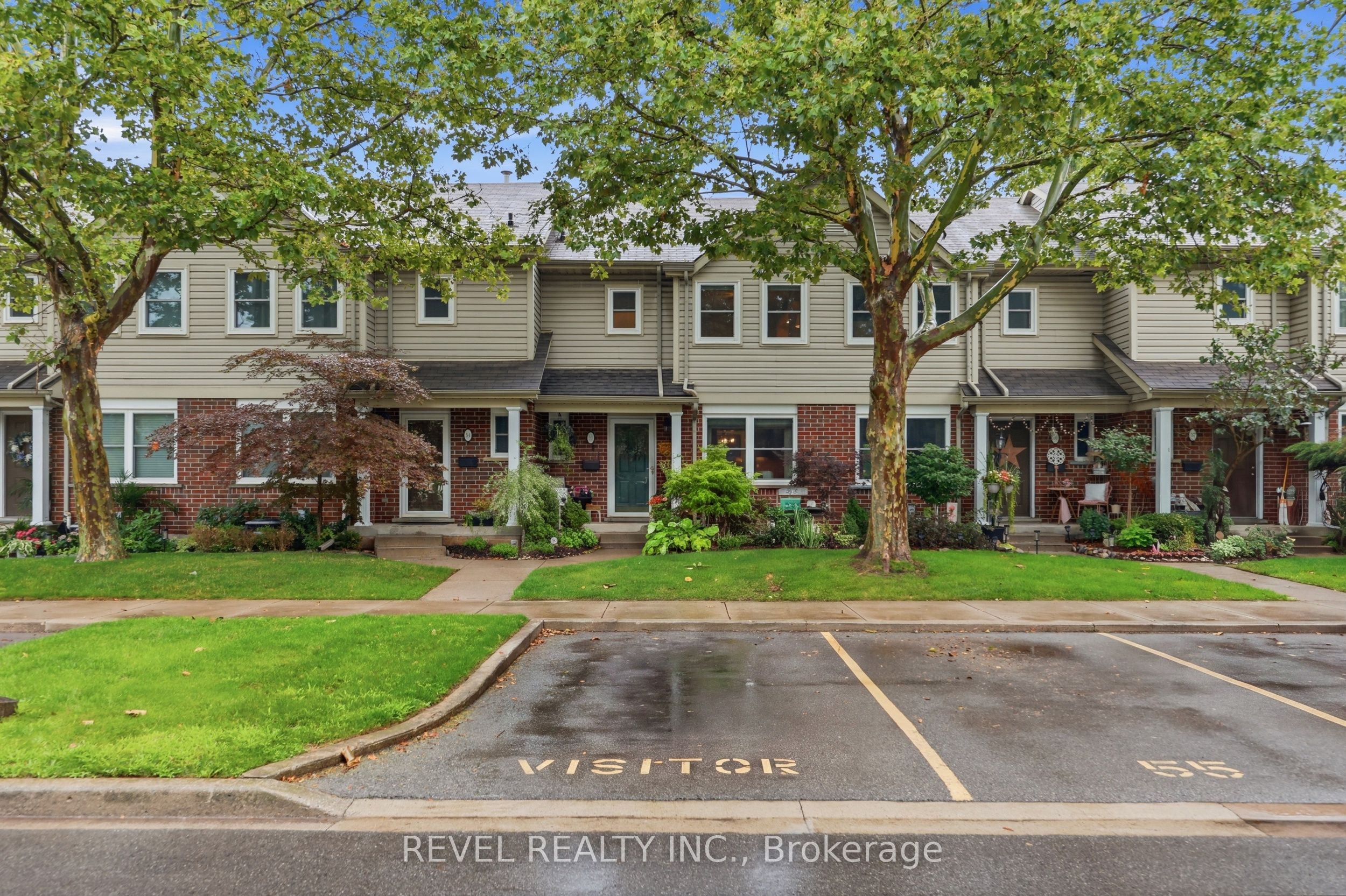 55 Kerman Avenue 55, Grimsby, ON L3M 5G2 photo 2