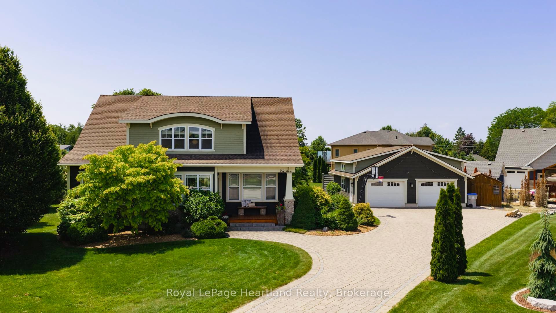 24 THIMBLEWEED Drive, Bluewater, ON N0M 1G0