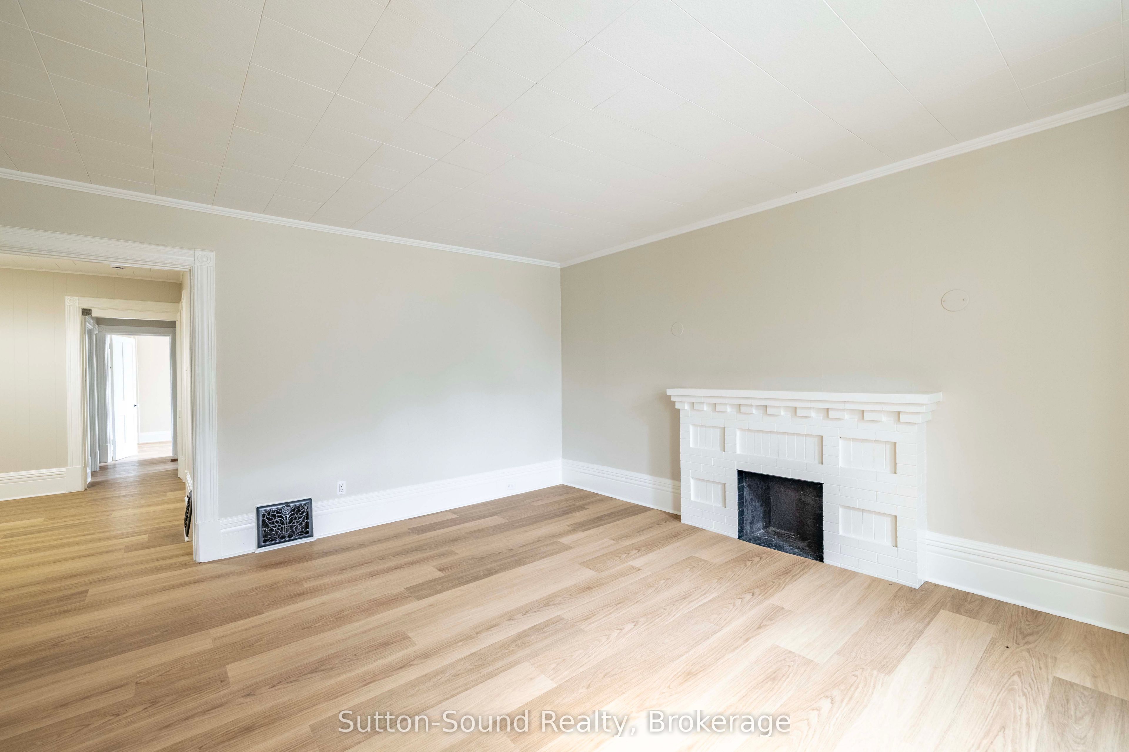 1100 4th Avenue E, Owen Sound, ON N4K 2P2 photo 5