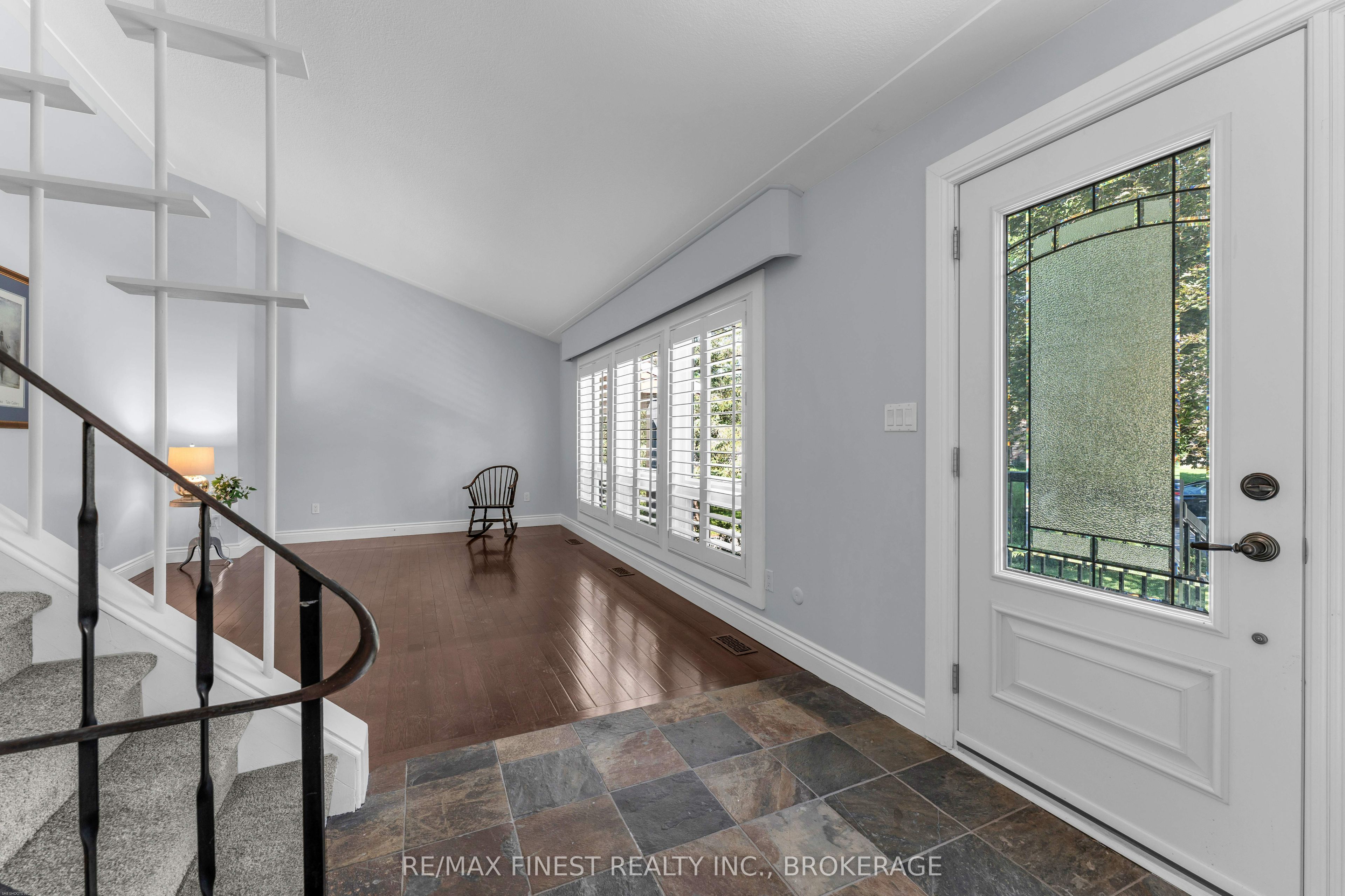 60 Sherwood Drive, Kingston, ON K7M 2E3 photo 5