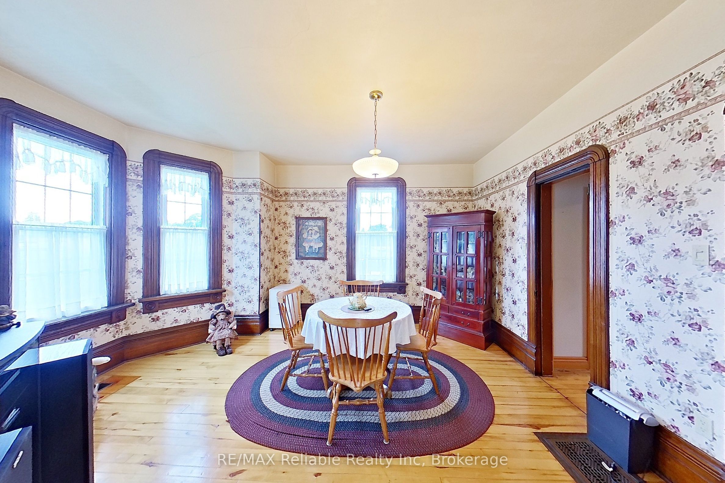 33 Princess Street E, Central Huron, ON N0M 1L0 photo 3